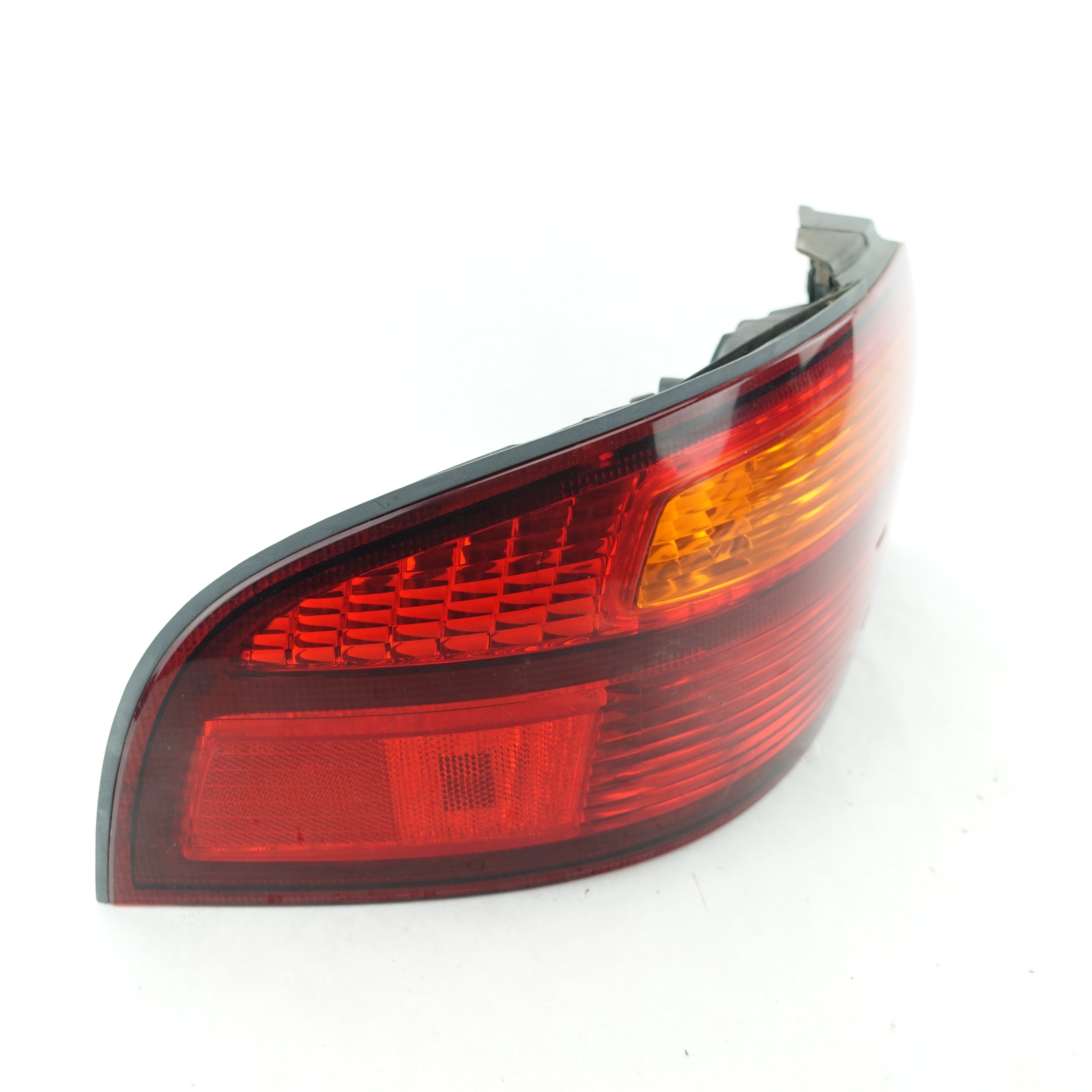 1998 1999 Toyota Avalon Driver Left Rear Taillight Tail Light Lamp