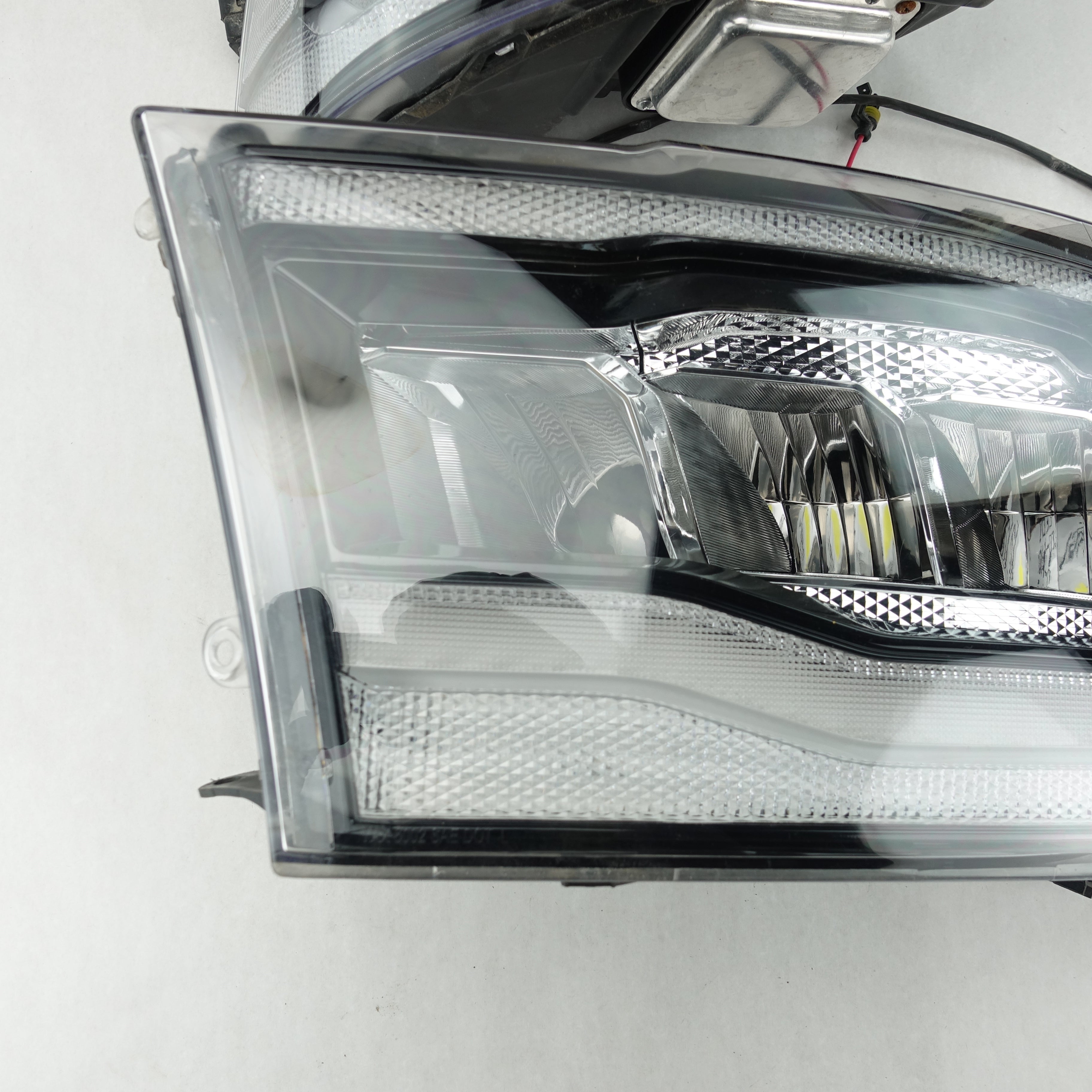 2013 2014 2015 2016 2017 2018 Ram 1500 Vland Headlight Head Light Lamp Set