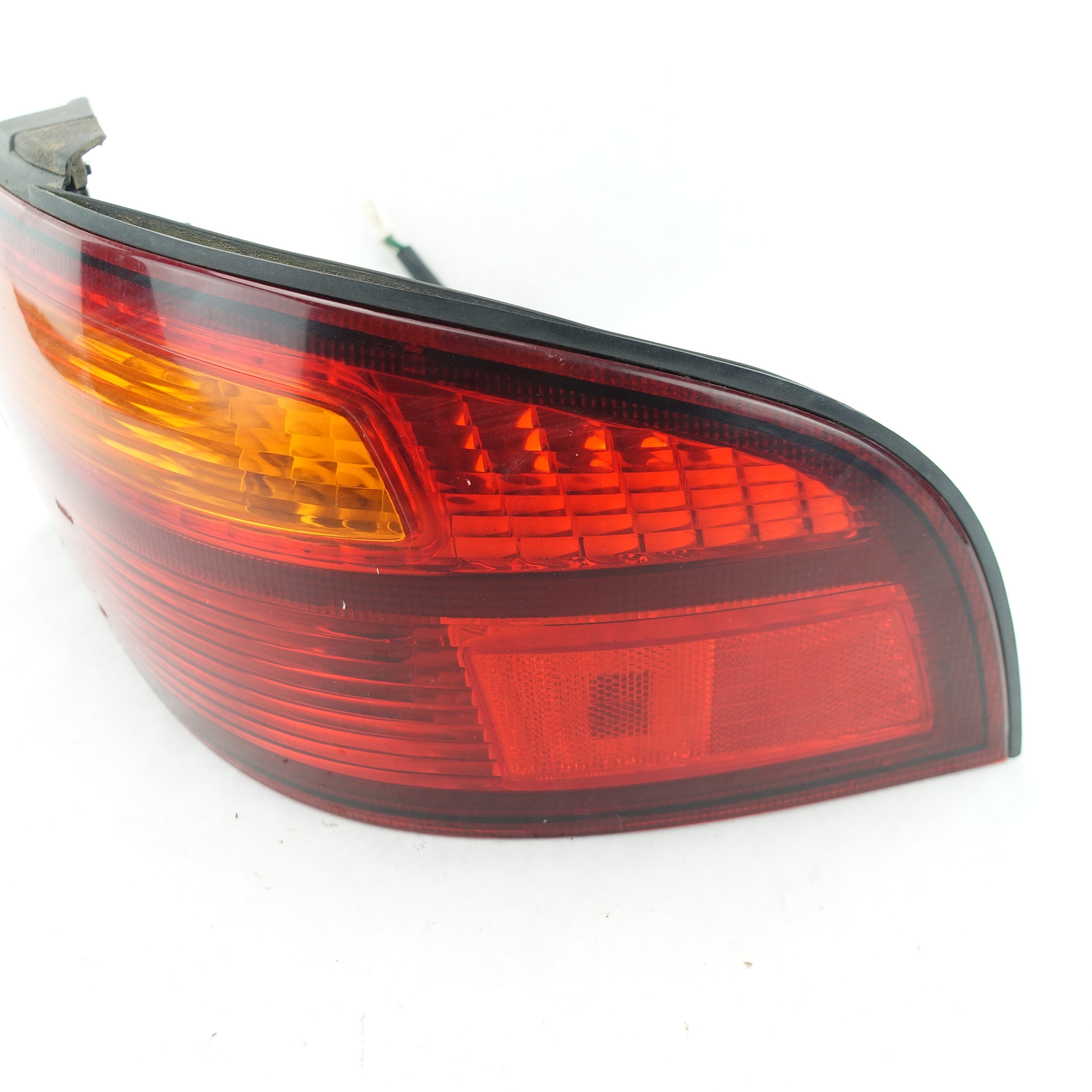 1998 1999 Toyota Avalon Passenger Right Rear Taillight Tail Light Lamp