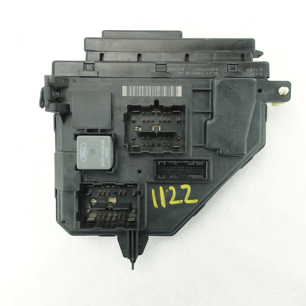 2008 Ford Explorer BCM GEM Body Control Module Computer Fuse Junction Box