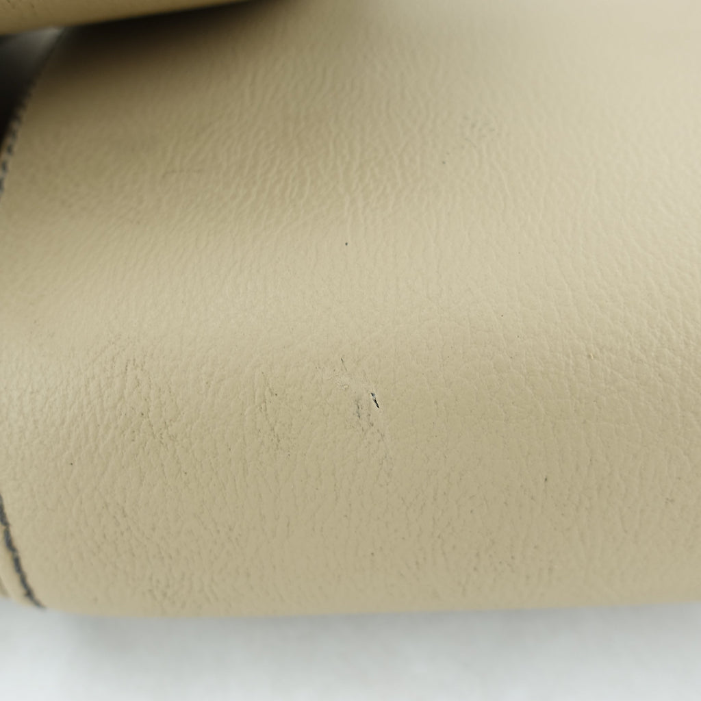 2011 2012 2013 2014 2015 2016 Ford F250 F350 Rear Headrest Head Rest Tan Leather