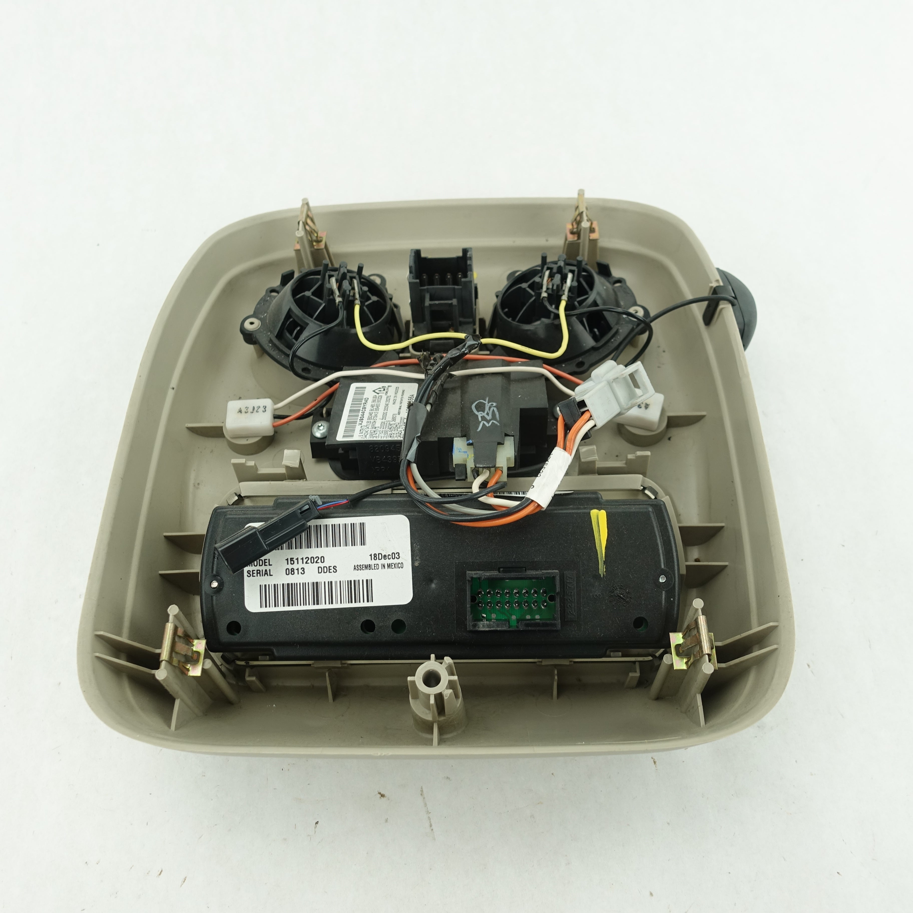 2003 2004 2005 Suburban Yukon Overhead Console Dome Map Light Lamp Garage Opener