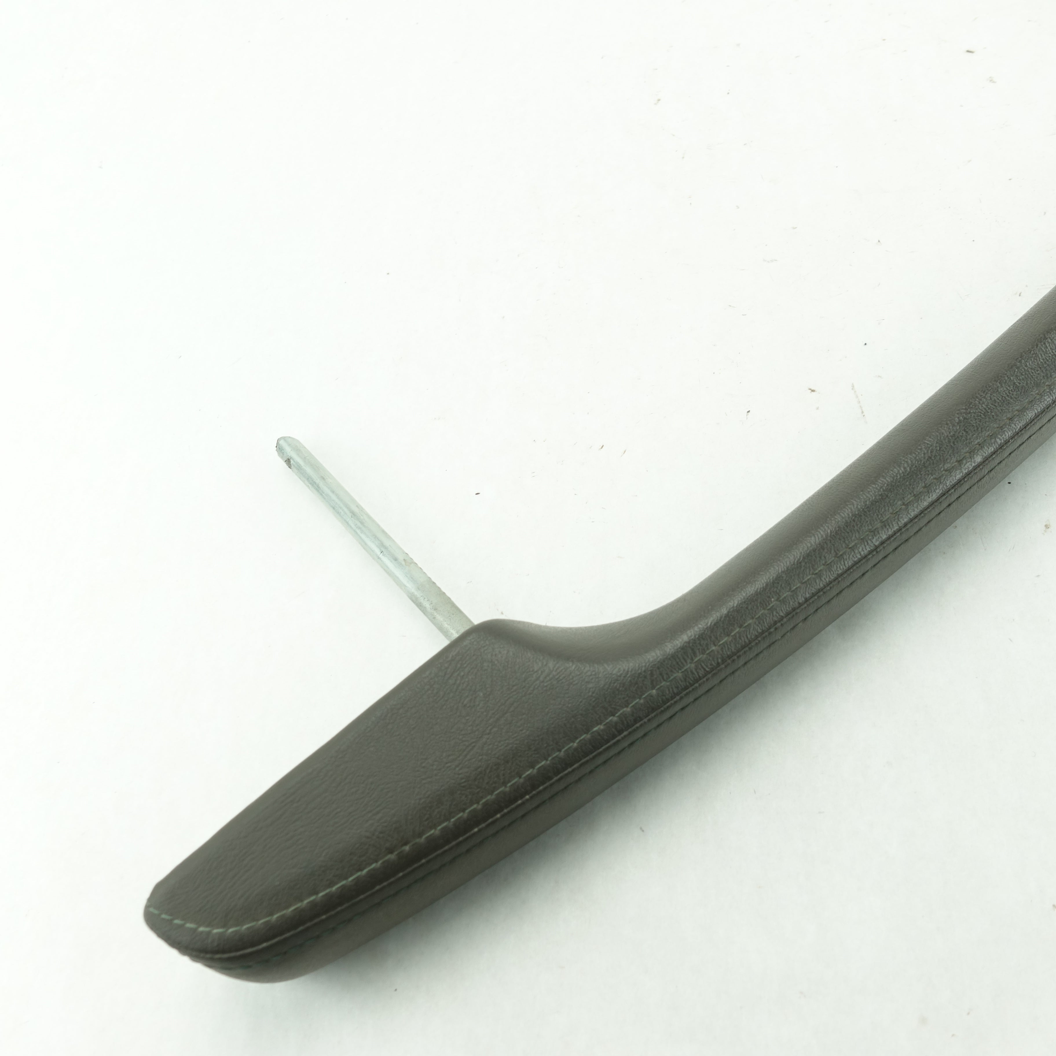 2003 2004 2005 2006 Cadillac Escalade Passenger Dash Grab Handle Bar