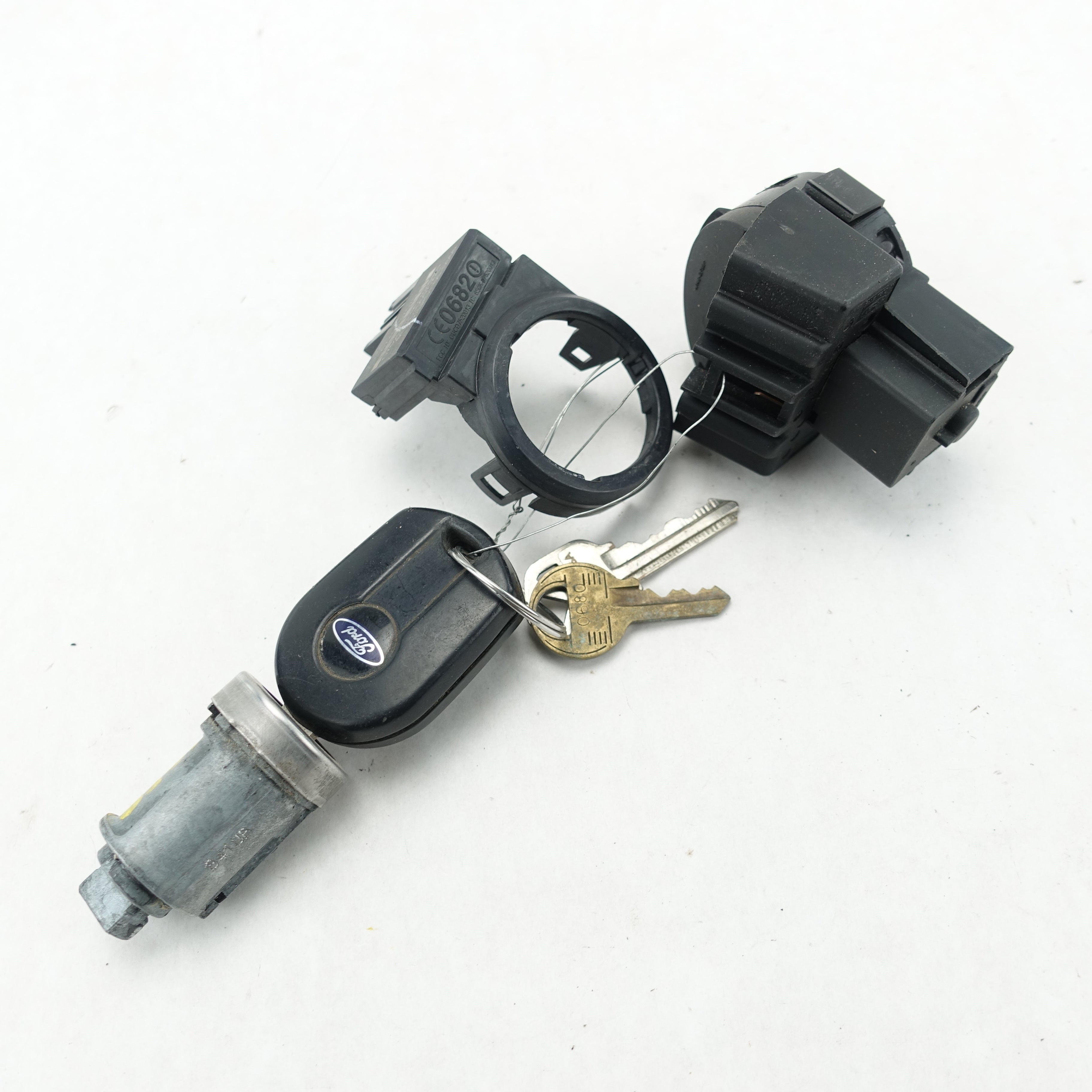 2011 2012 2013 2014 Ford F250 F350 Key Lock Cylinder Anti-Theft Immobilizer Key