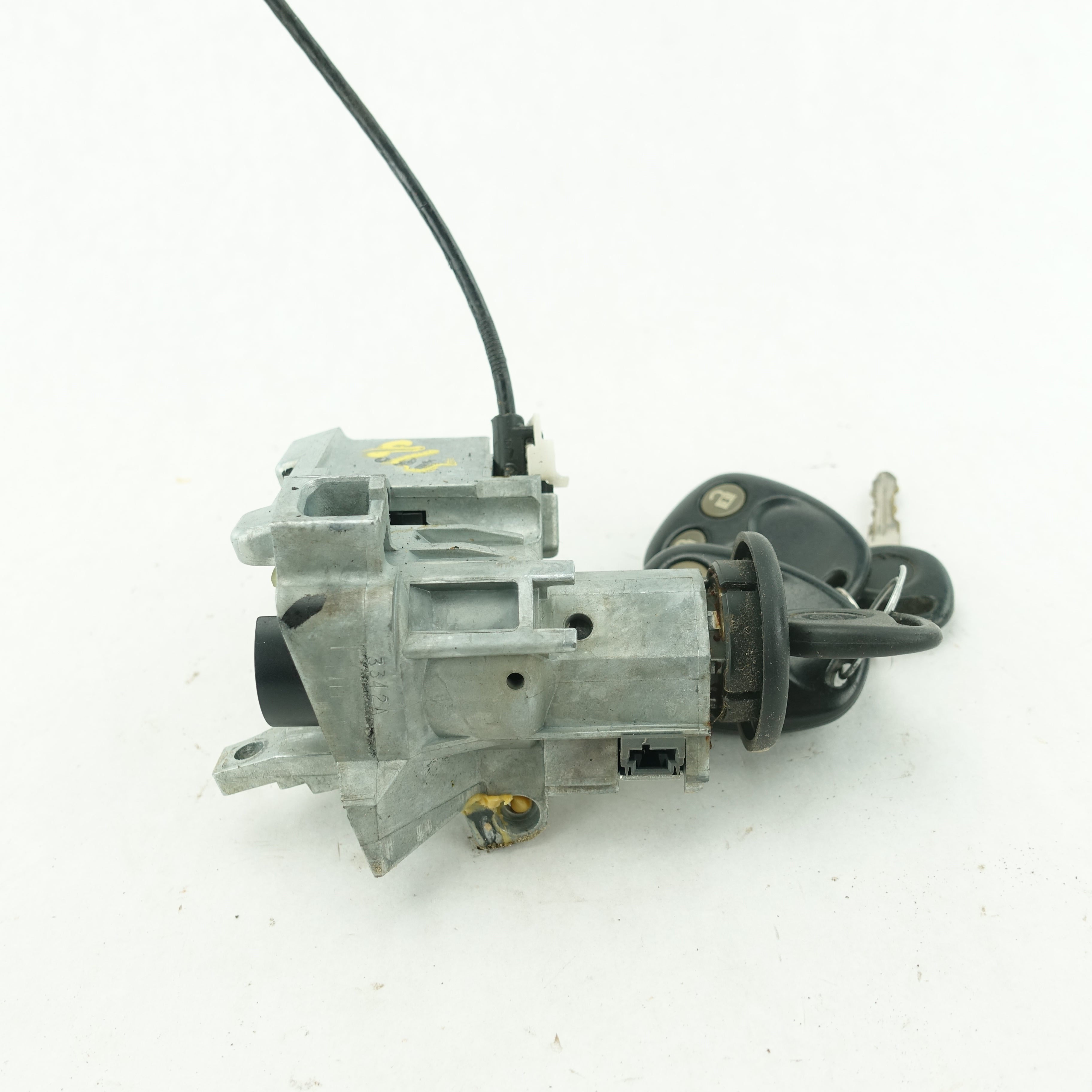 2003 2004 2005 2006 Cadillac Escalade Ignition Switch With 2 Keys