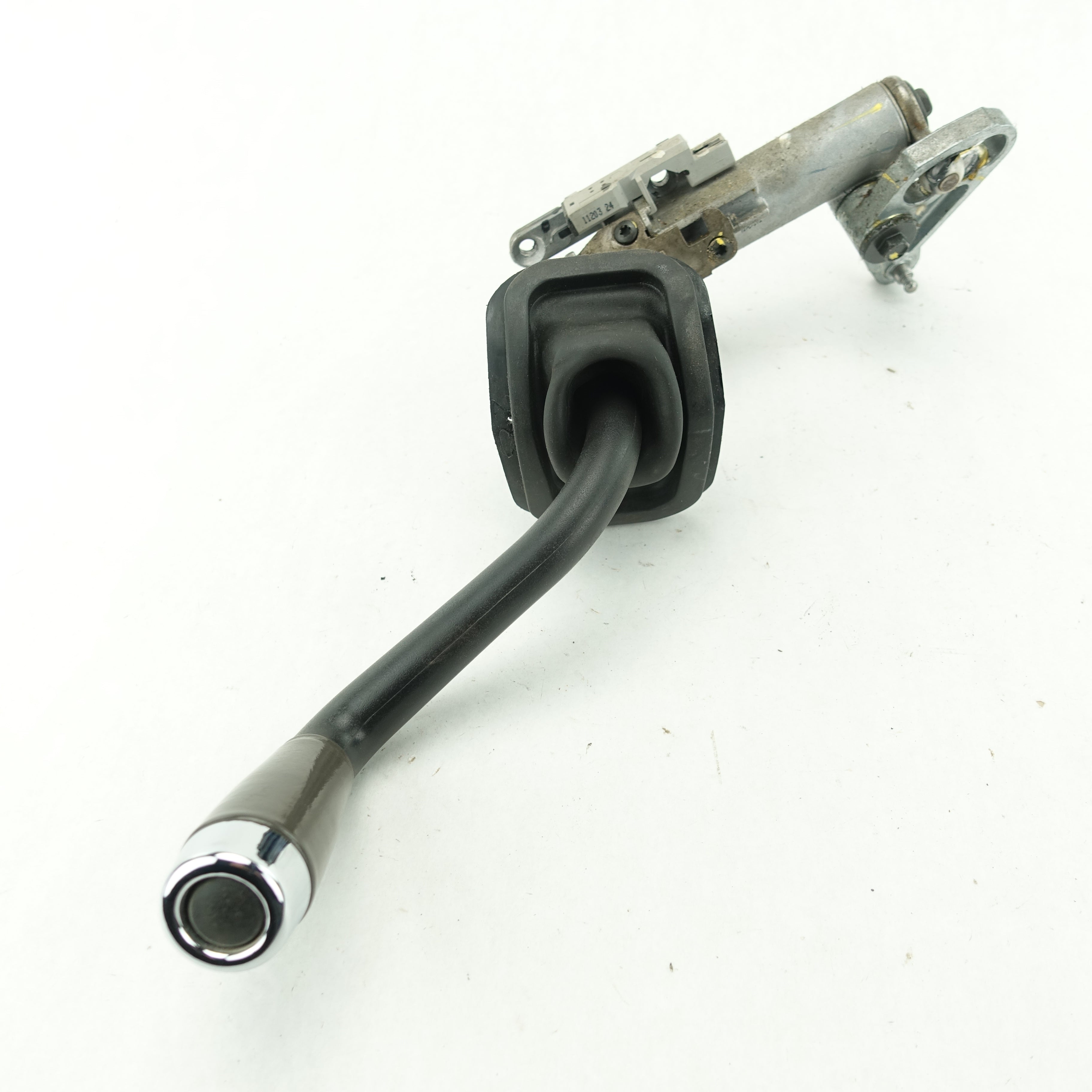 Damage 2003 2004 2005 2006 Cadillac Escalade Shift Shifter Lever Gear Selector