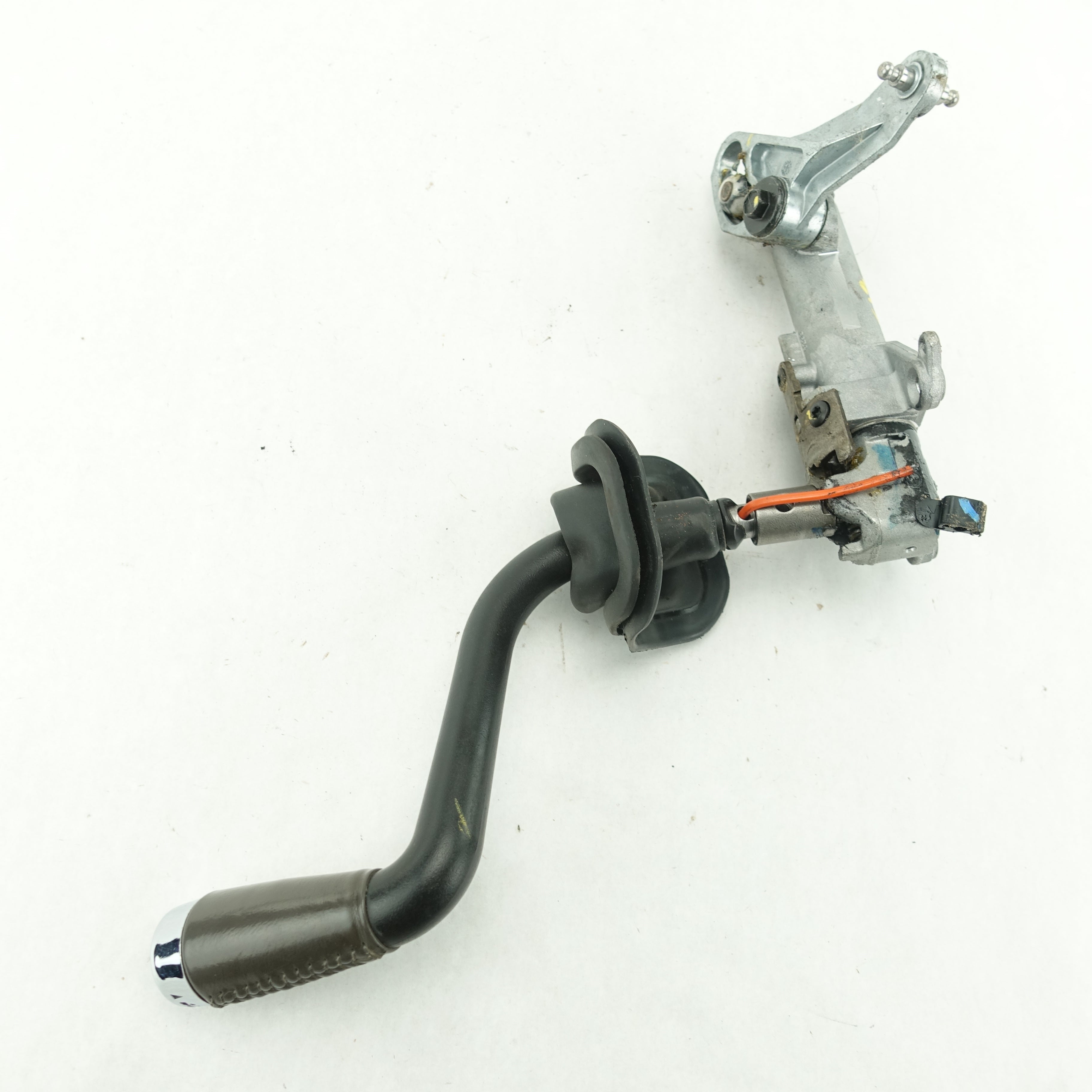 Damage 2003 2004 2005 2006 Cadillac Escalade Shift Shifter Lever Gear Selector