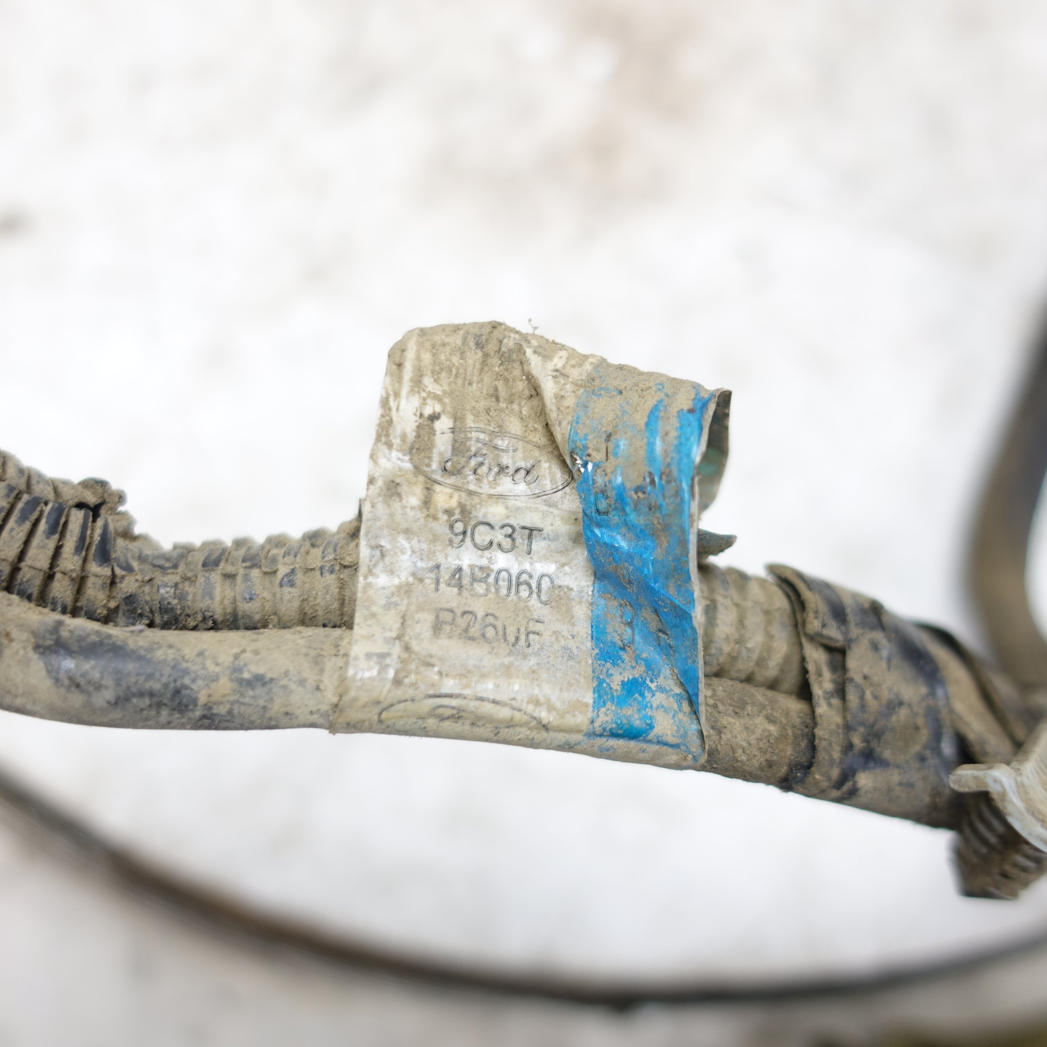 2009 Ford F550 6.8L V10 Positive Negative Battery Cable Wire