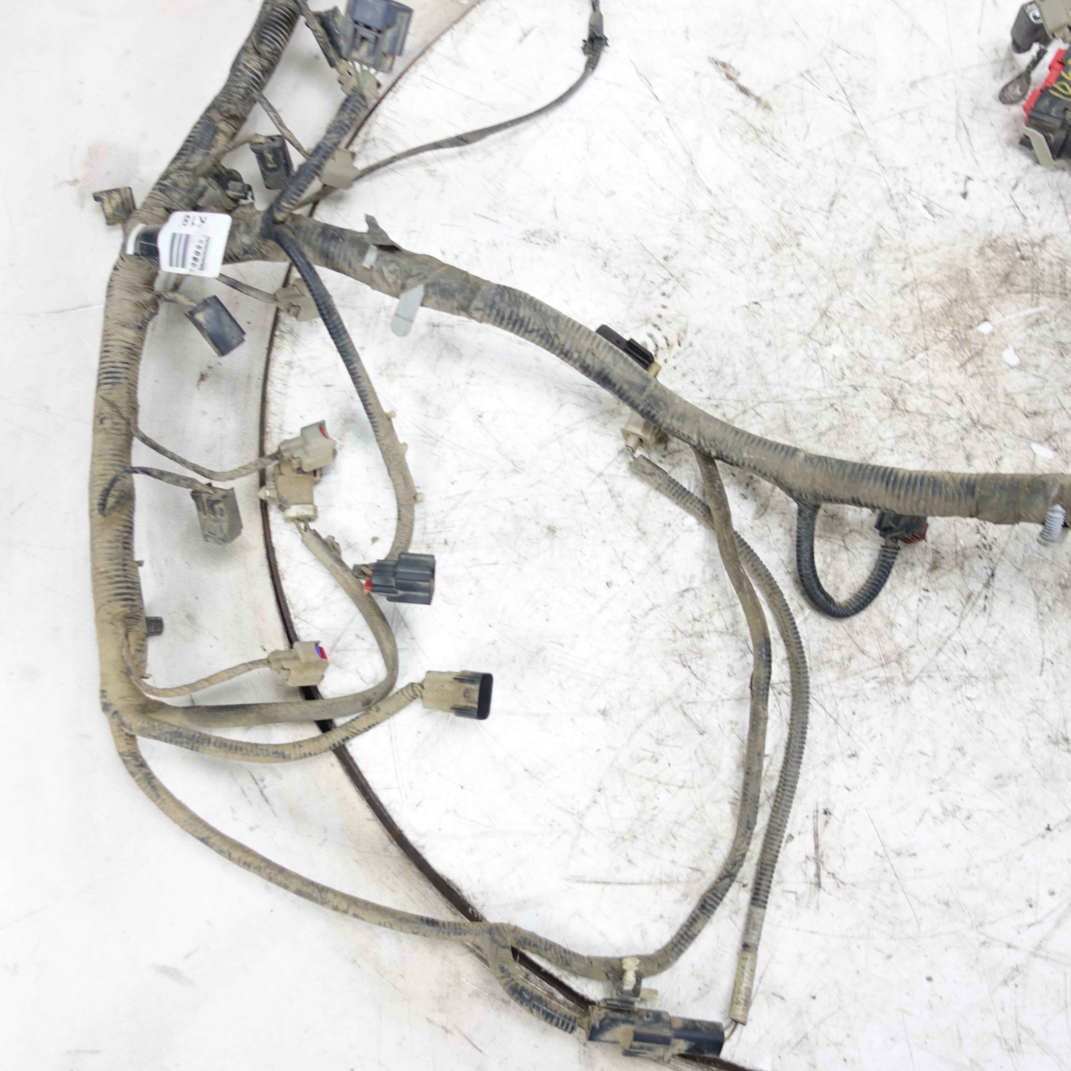 Damage 2009 Ford F550 6.8L V10 Engine Wire Harness