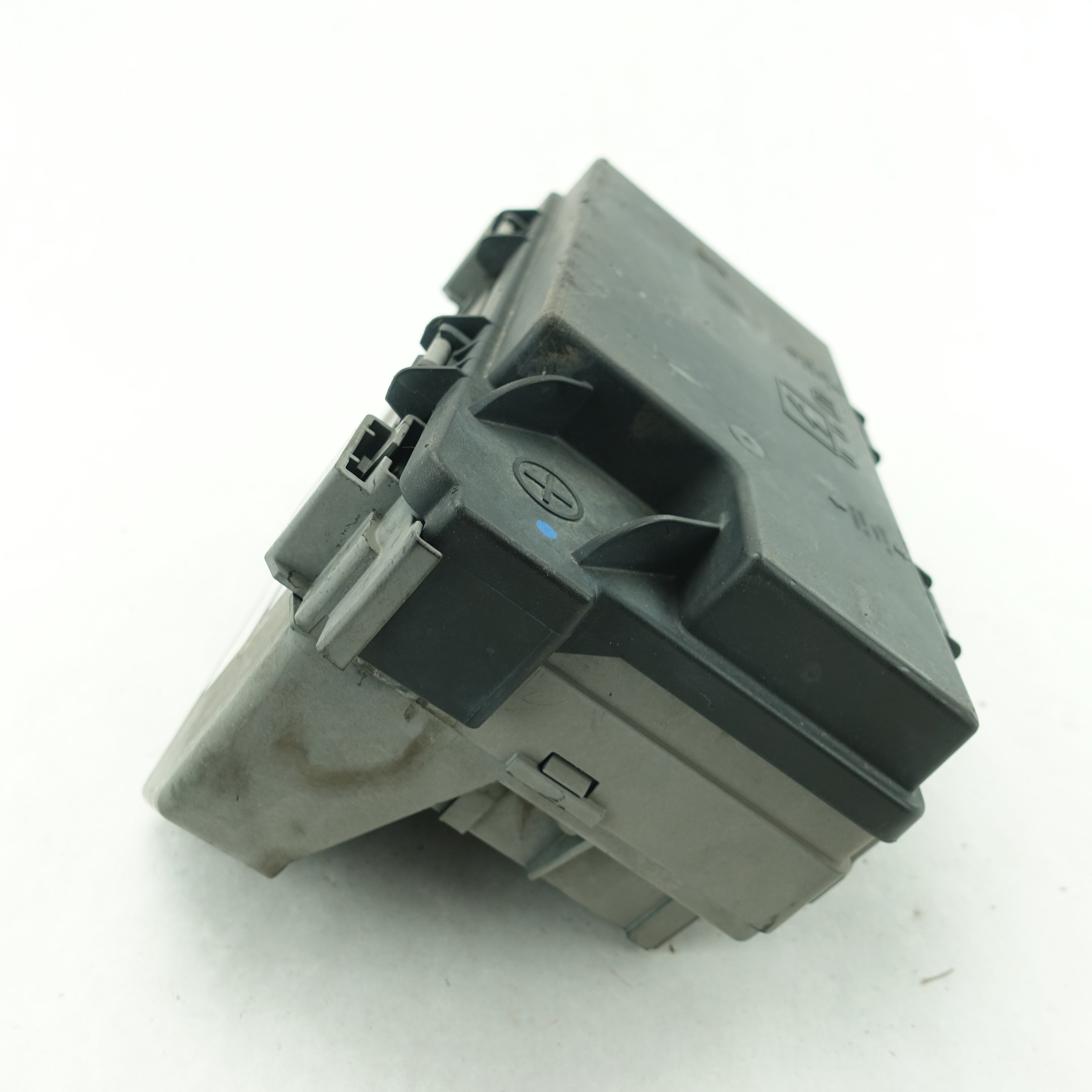 2011 Caravan Town & Country Engine Fuse Box Computer Module TIPM TEMIC