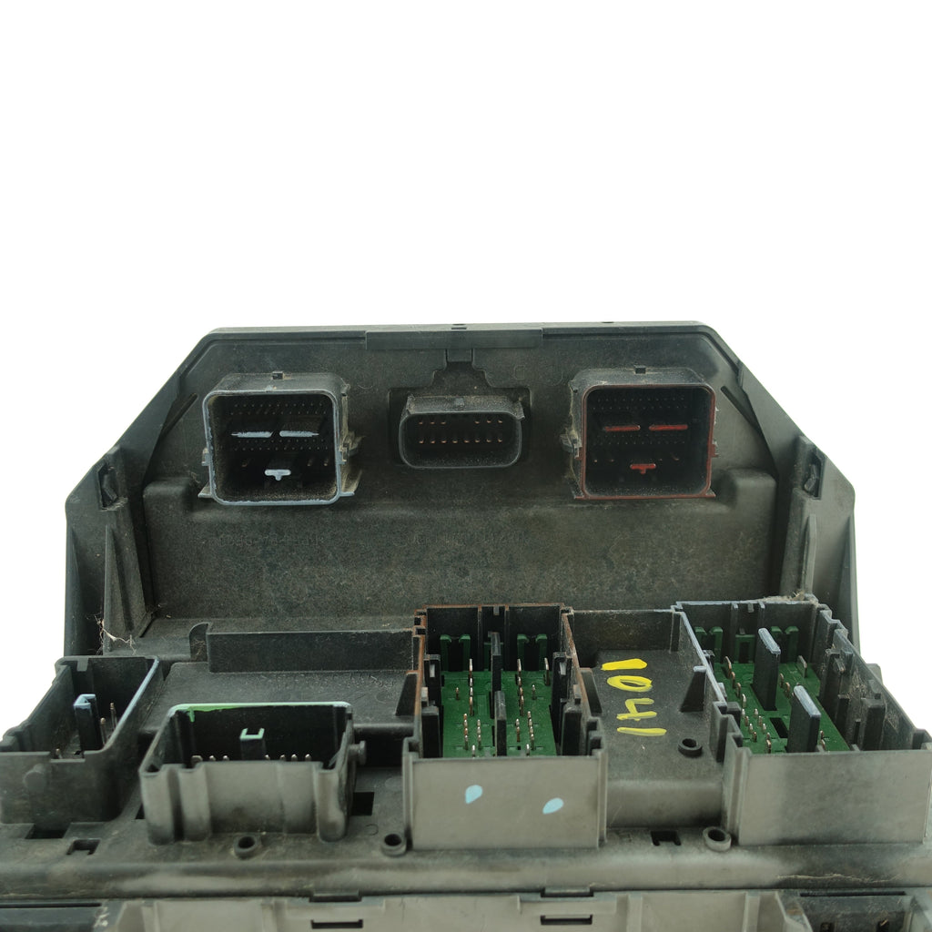 2011 Caravan Town & Country Engine Fuse Box Computer Module TIPM TEMIC