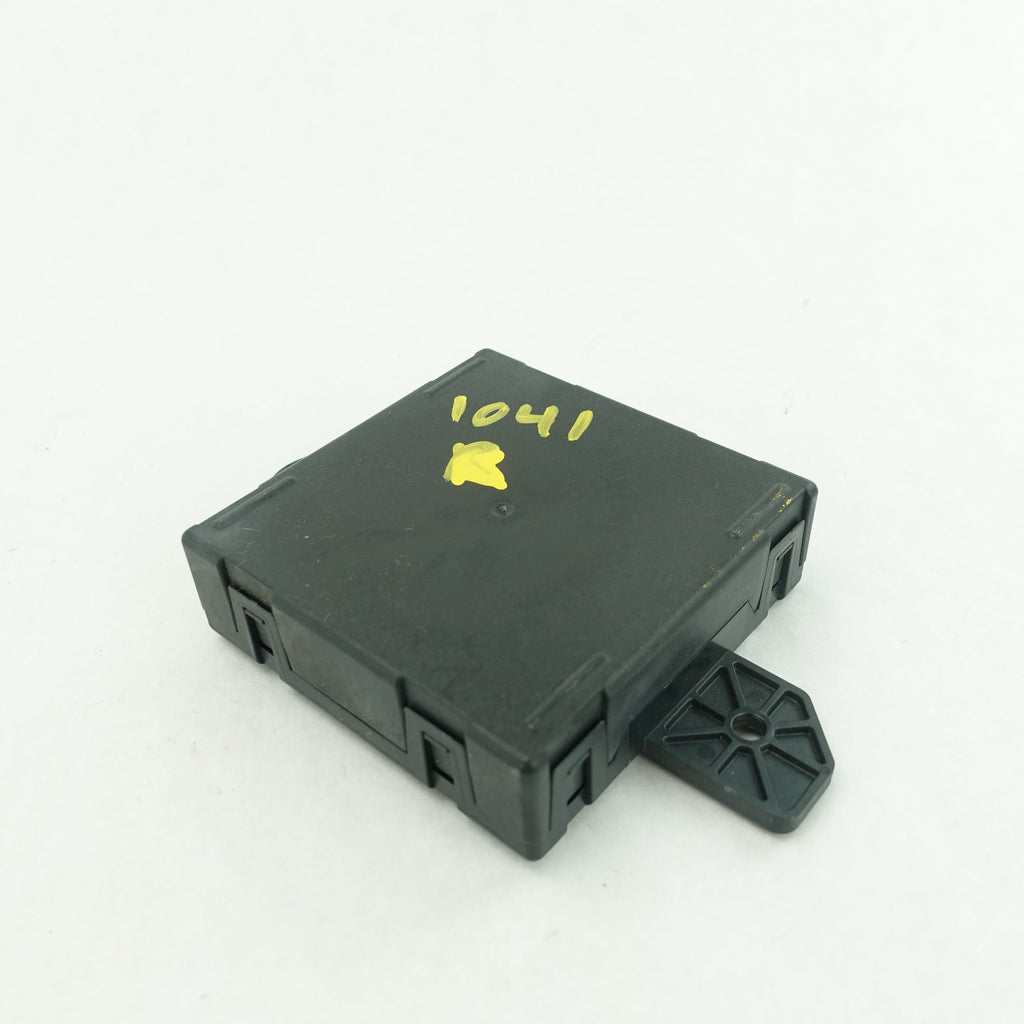 2011 2012 2013 2014 Town & Country Passenger Right Front Door Hub Module Control