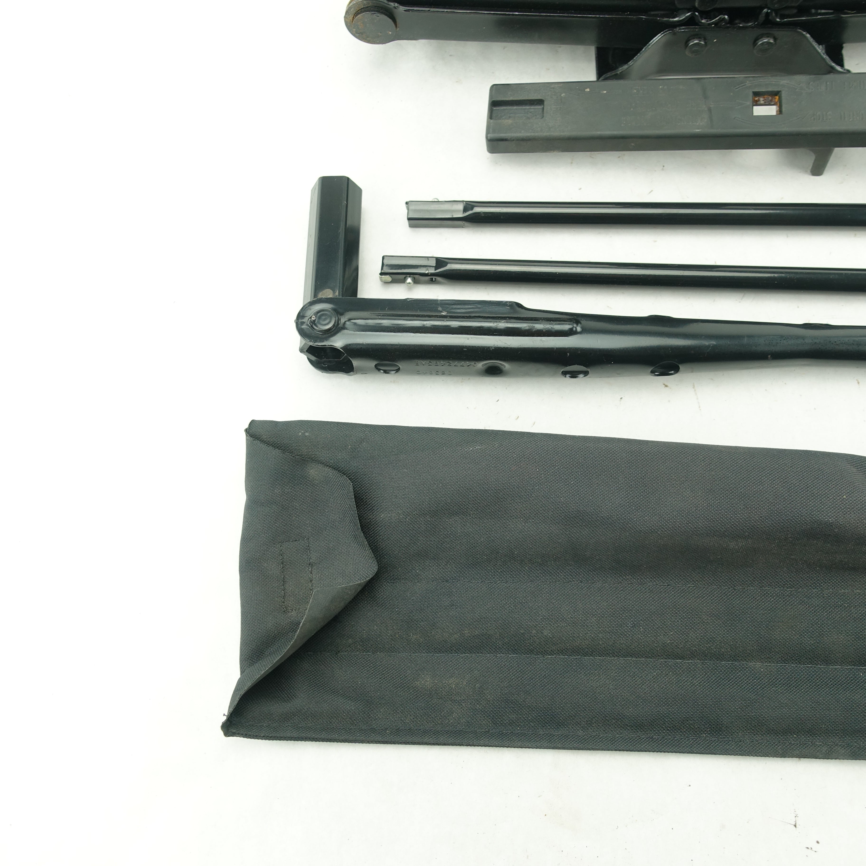 2011 2012 2013 Town & Country Caravan Emergency Spare Jack Tool Lug Wrench Kit