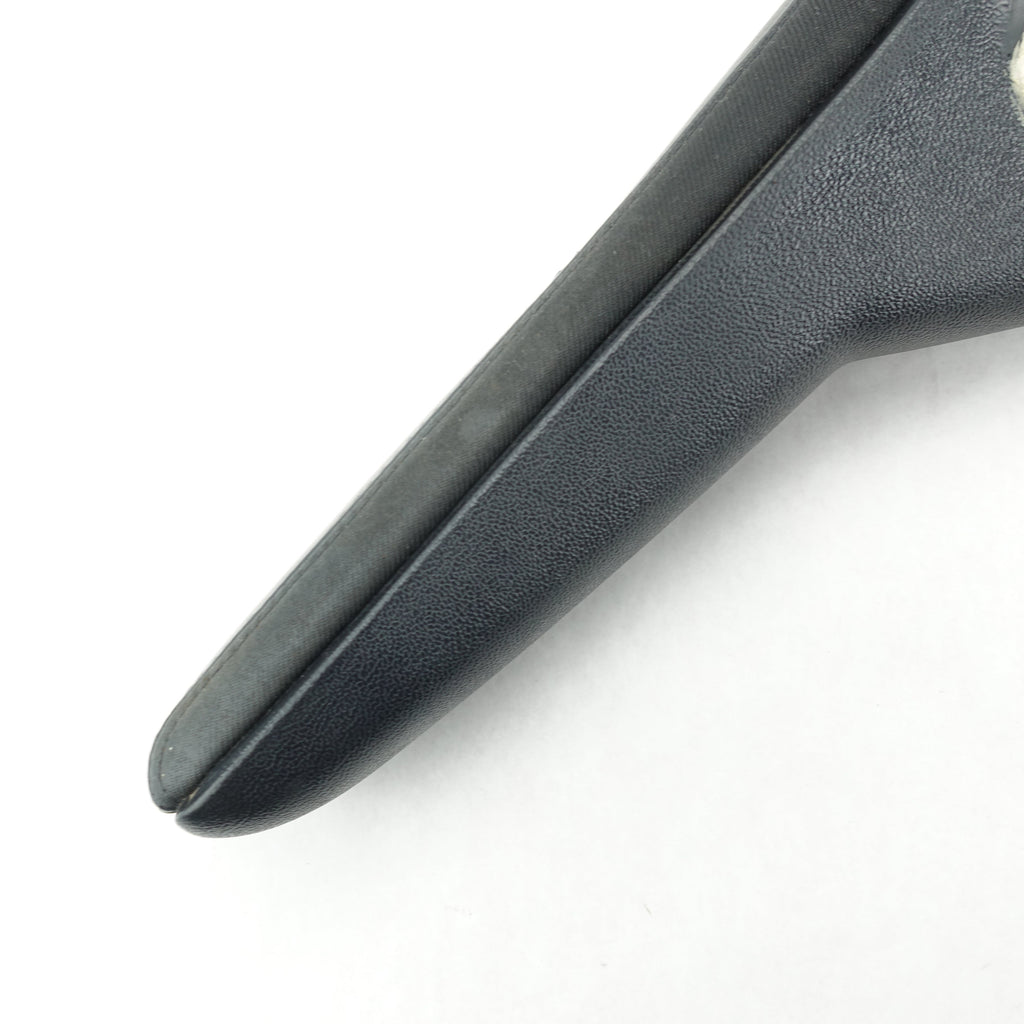 Damage 2011 2012 2013 2014 Town & Country Caravan Driver Left Armrest Arm Rest