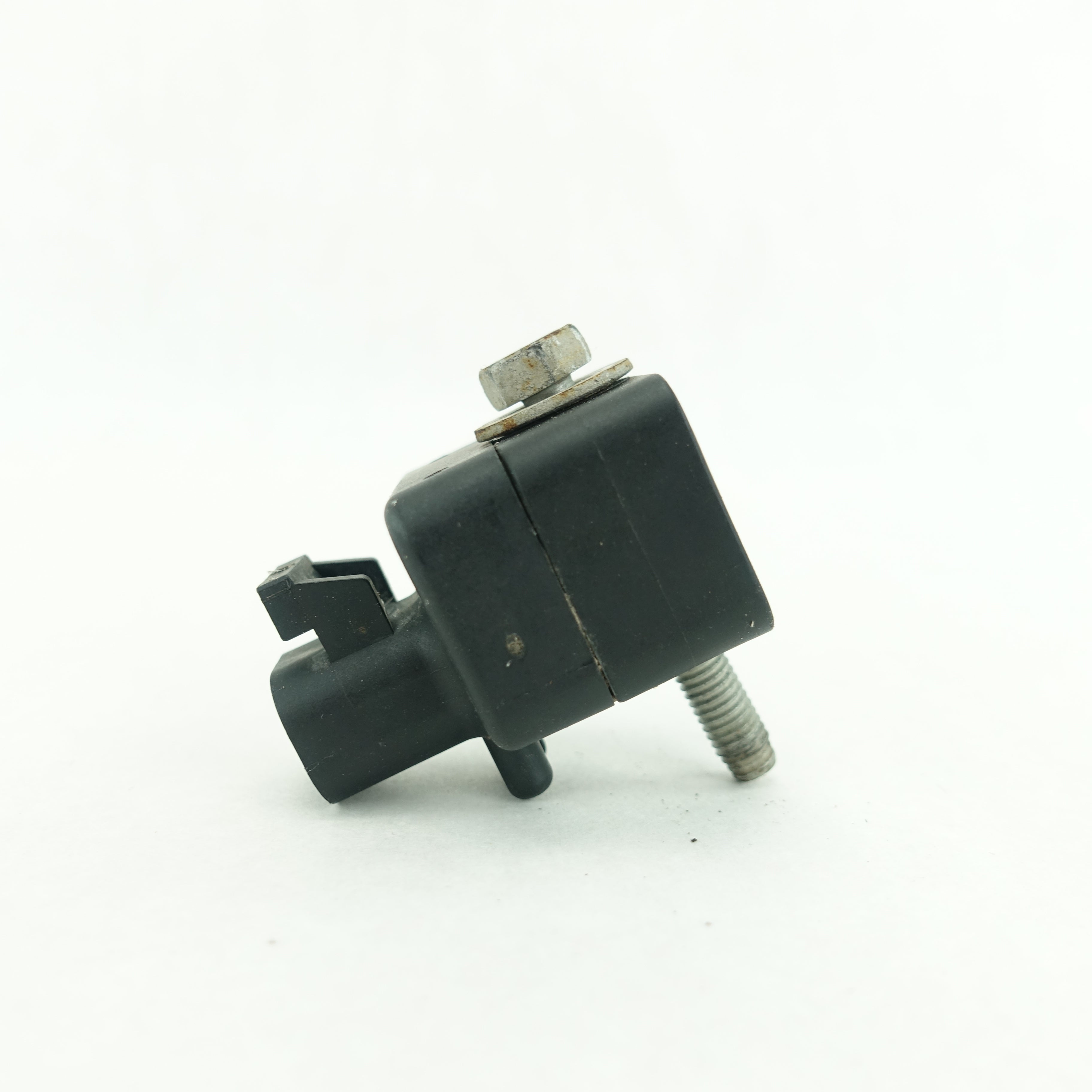 2003 2004 2005 2006 2007 2008 Silverado Sierra Tahoe Suburban Yukon  Front Bumper Impact Airbag Sensor