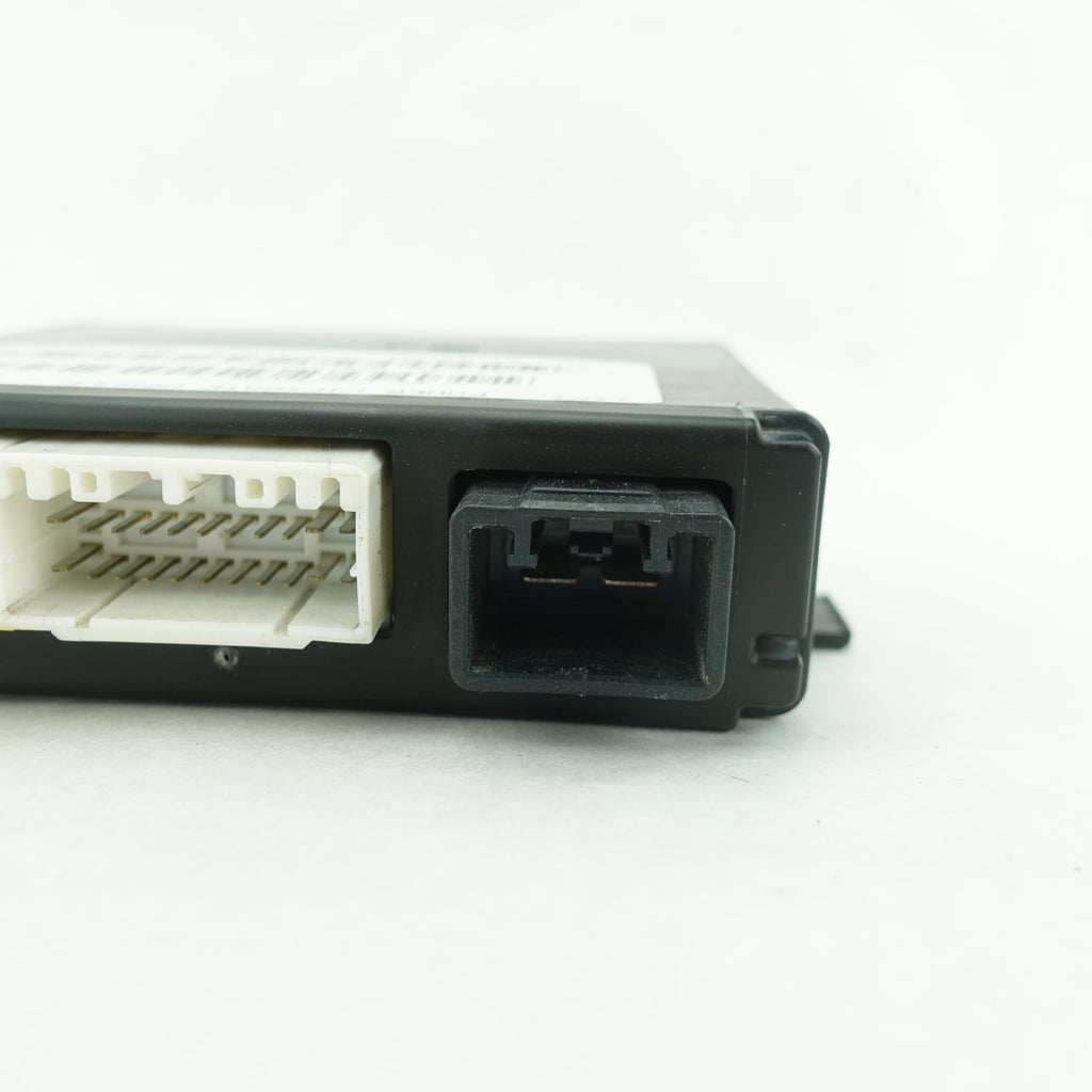 2011 2012 Town & Country Caravan Power Lift Gate Hatch Liftgate Computer Module