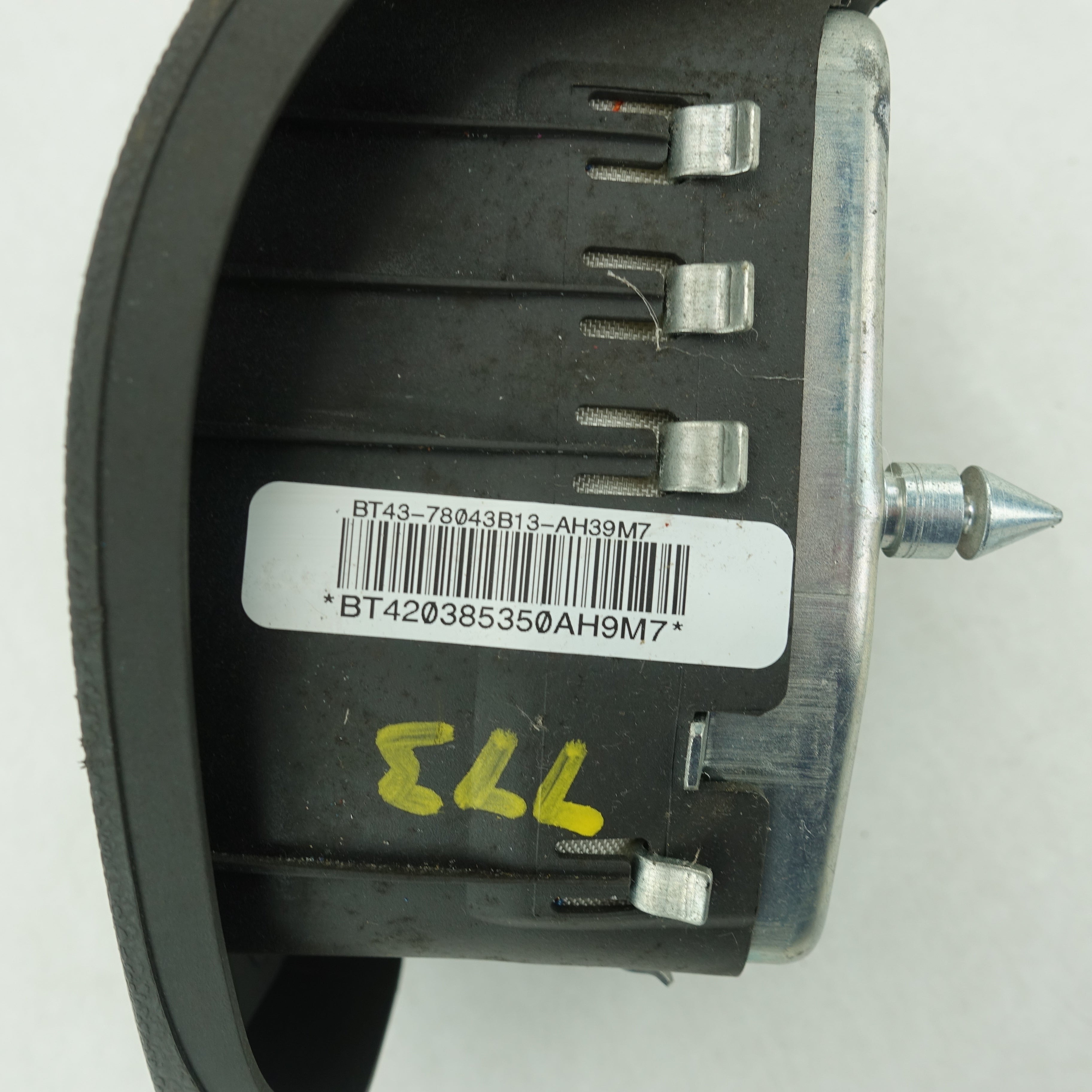 Damage 2011 2012 2013 2014 Ford Edge Steering Wheel Driver Airbag Air Bag Gray