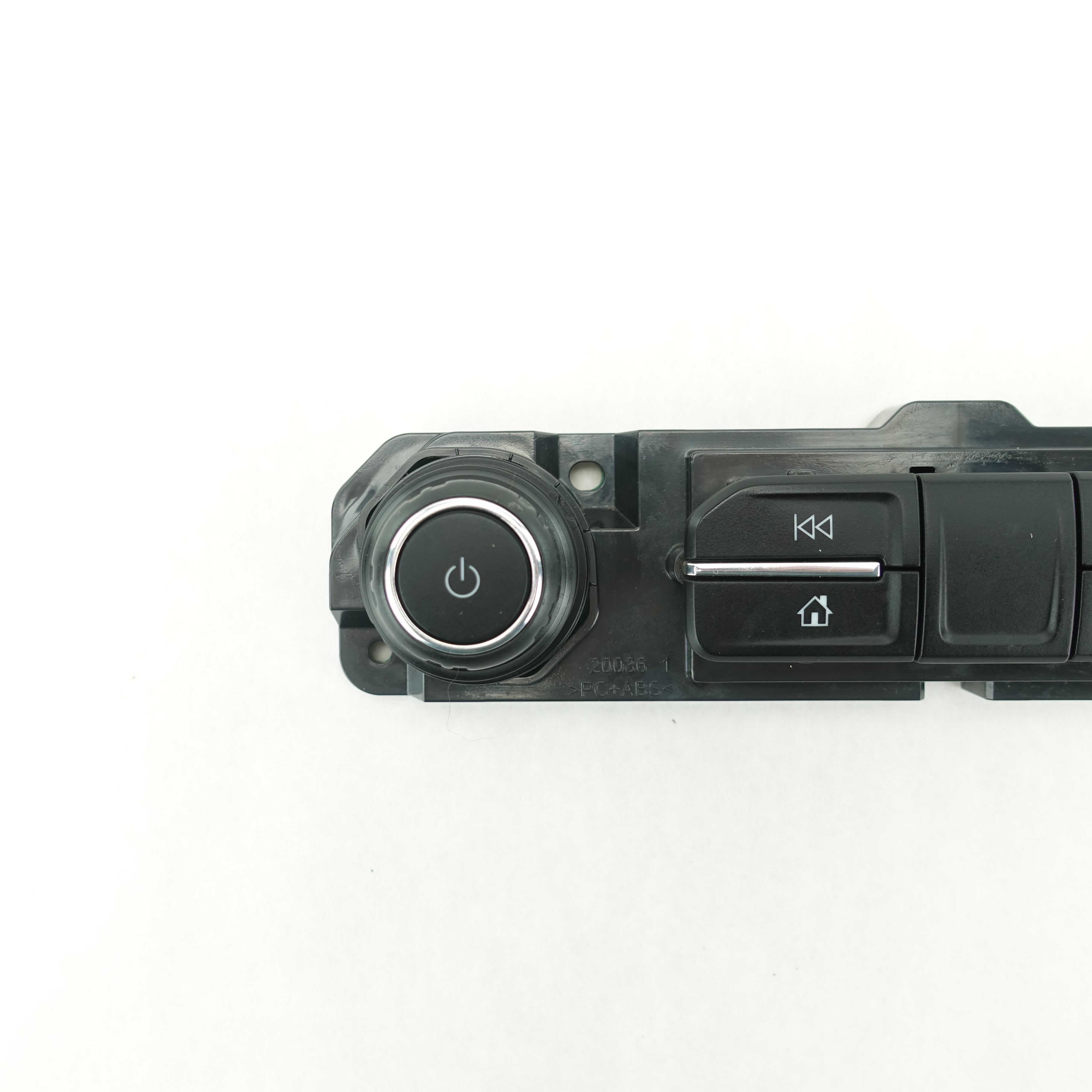 Damage 20 2021 2022 Silverado Sierra Radio Screen Power Control Seek Tune Button