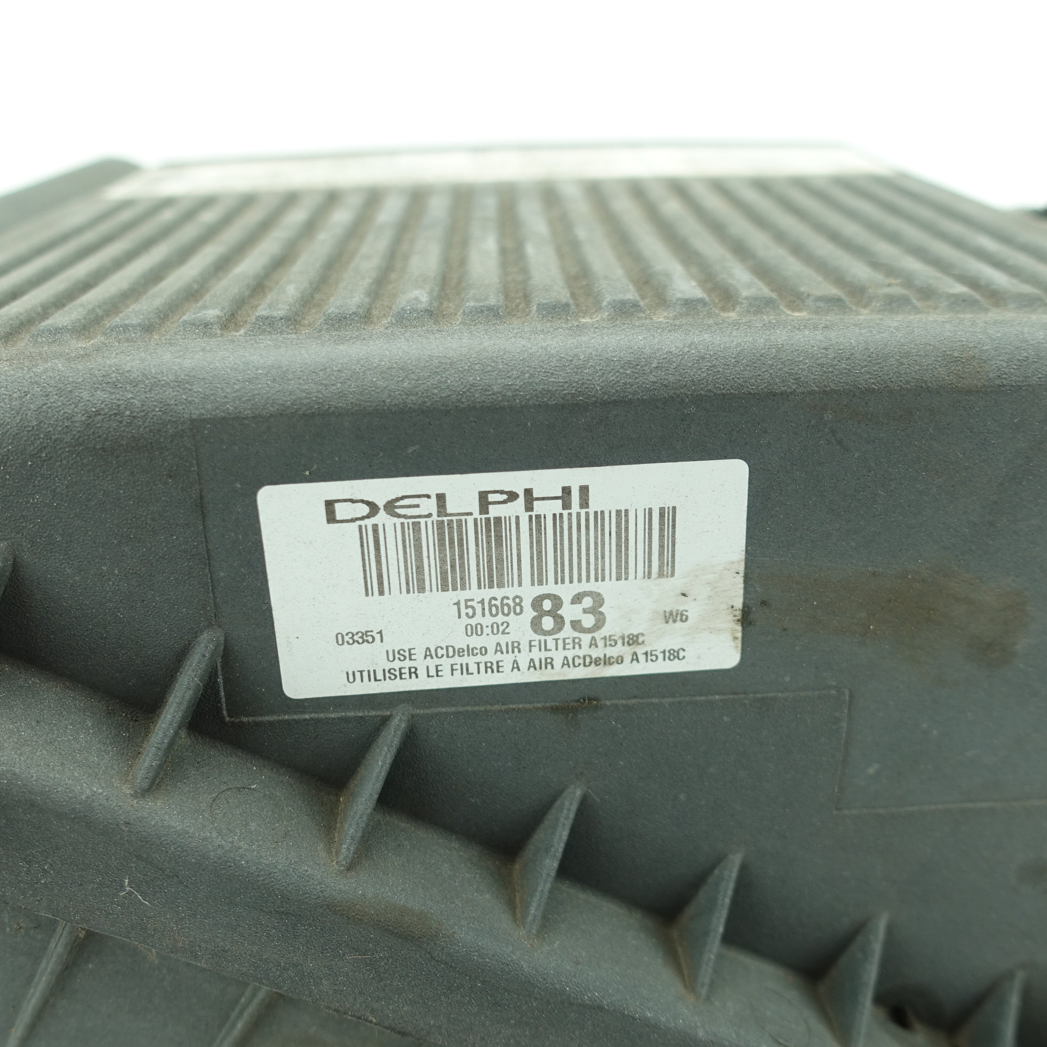 2002 2003 2004 2005 2006 2007 2008 Cadillac Escalade Air Cleaner Filter Box