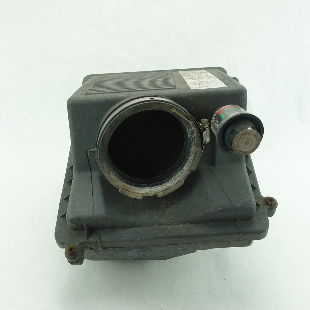 2002 2003 2004 2005 2006 2007 2008 Cadillac Escalade Air Cleaner Filter Box