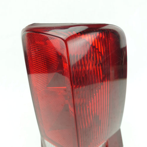2003 2004 2005 Cadillac Escalade Passenger Right Rear Taillight Tail Light Lamp