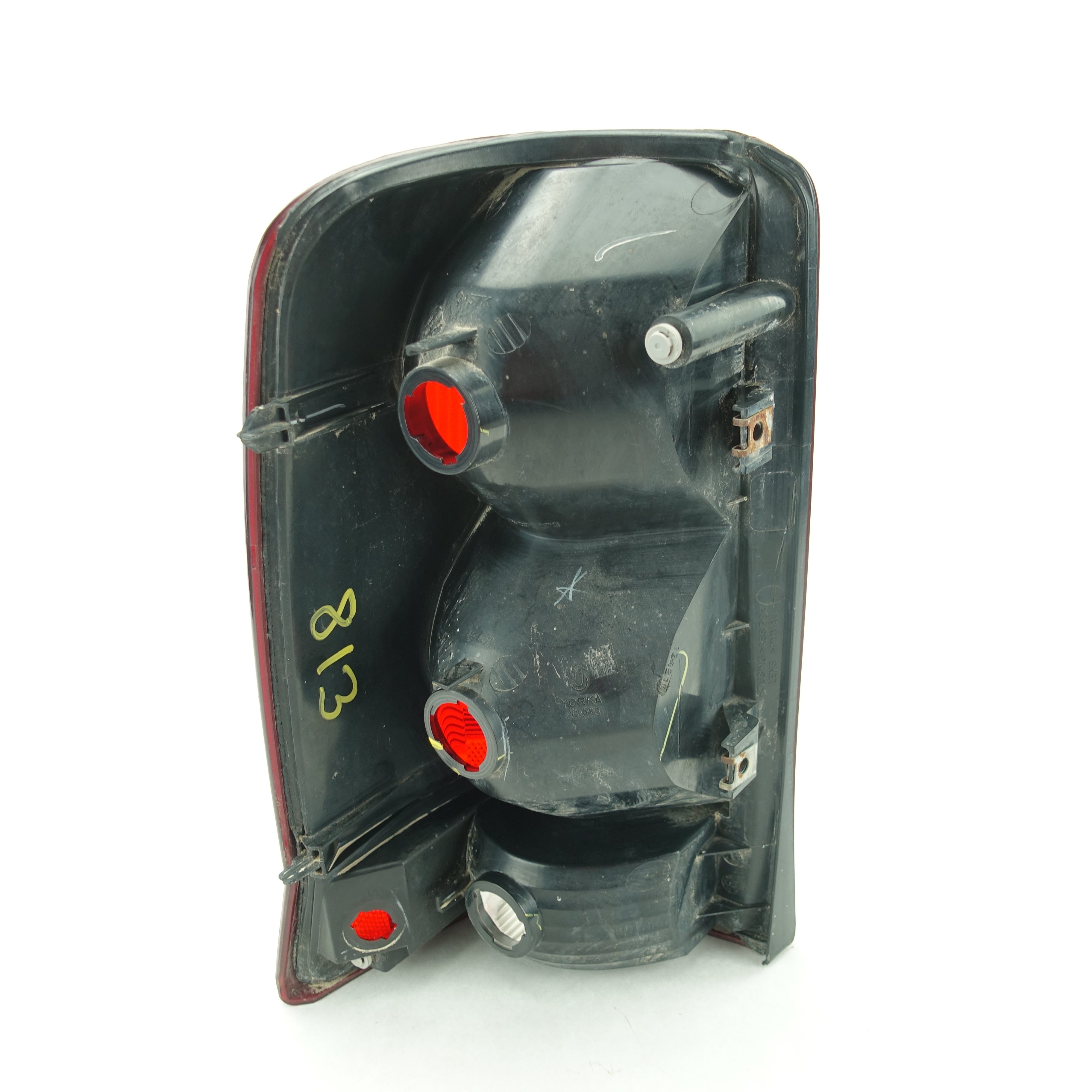 2003 2004 2005 Cadillac Escalade Passenger Right Rear Taillight Tail Light Lamp