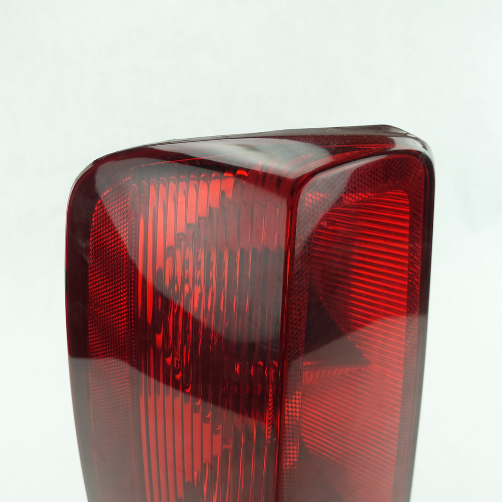 2003 2004 2005 2006 Cadillac Escalade Driver Left Rear Taillight Tail Light Lamp