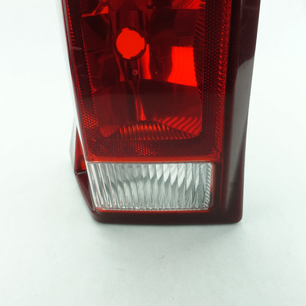 2003 2004 2005 2006 Cadillac Escalade Driver Left Rear Taillight Tail Light Lamp