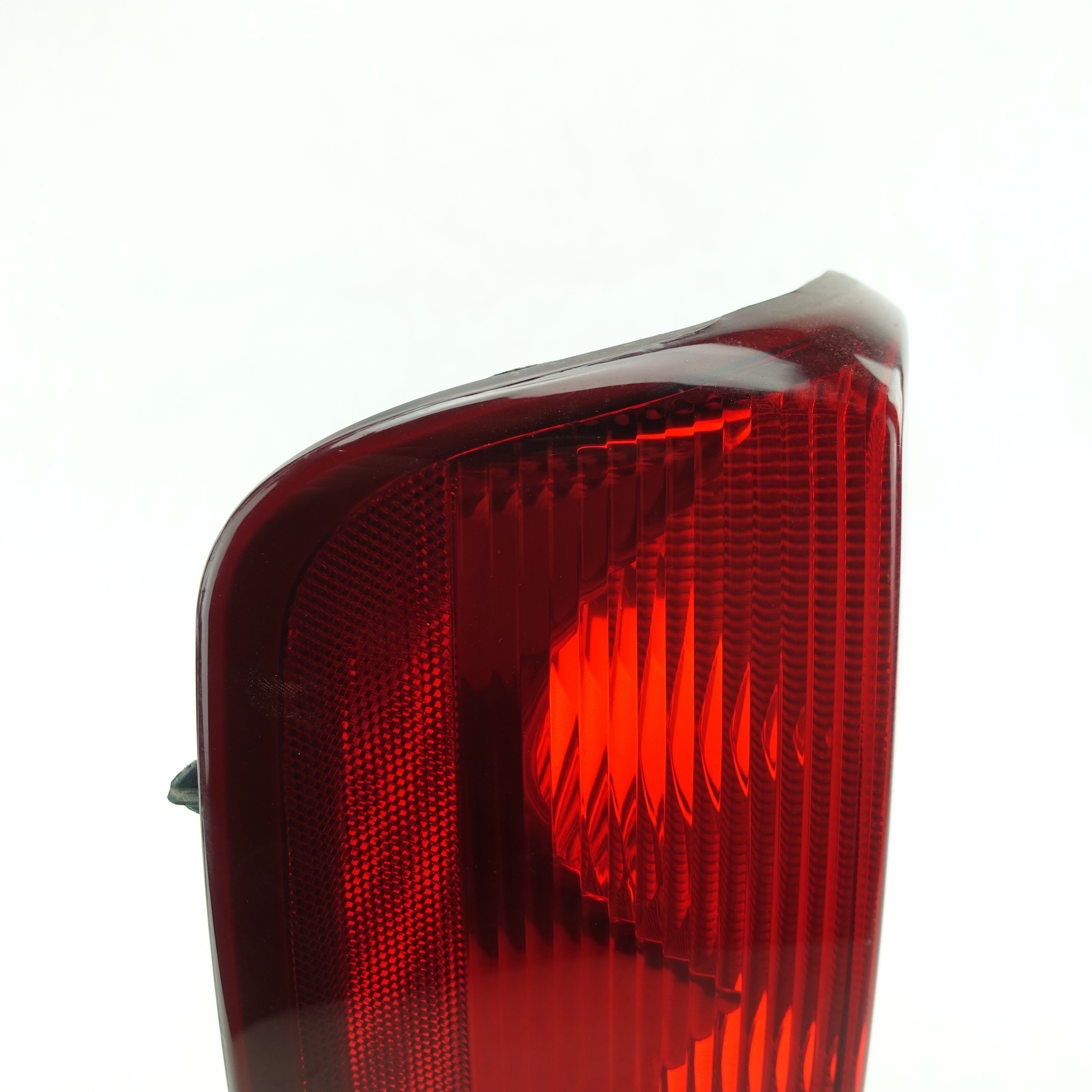 2003 2004 2005 2006 Cadillac Escalade Driver Left Rear Taillight Tail Light Lamp