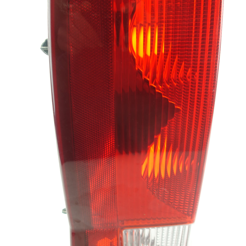 2003 2004 2005 2006 Cadillac Escalade Driver Left Rear Taillight Tail Light Lamp