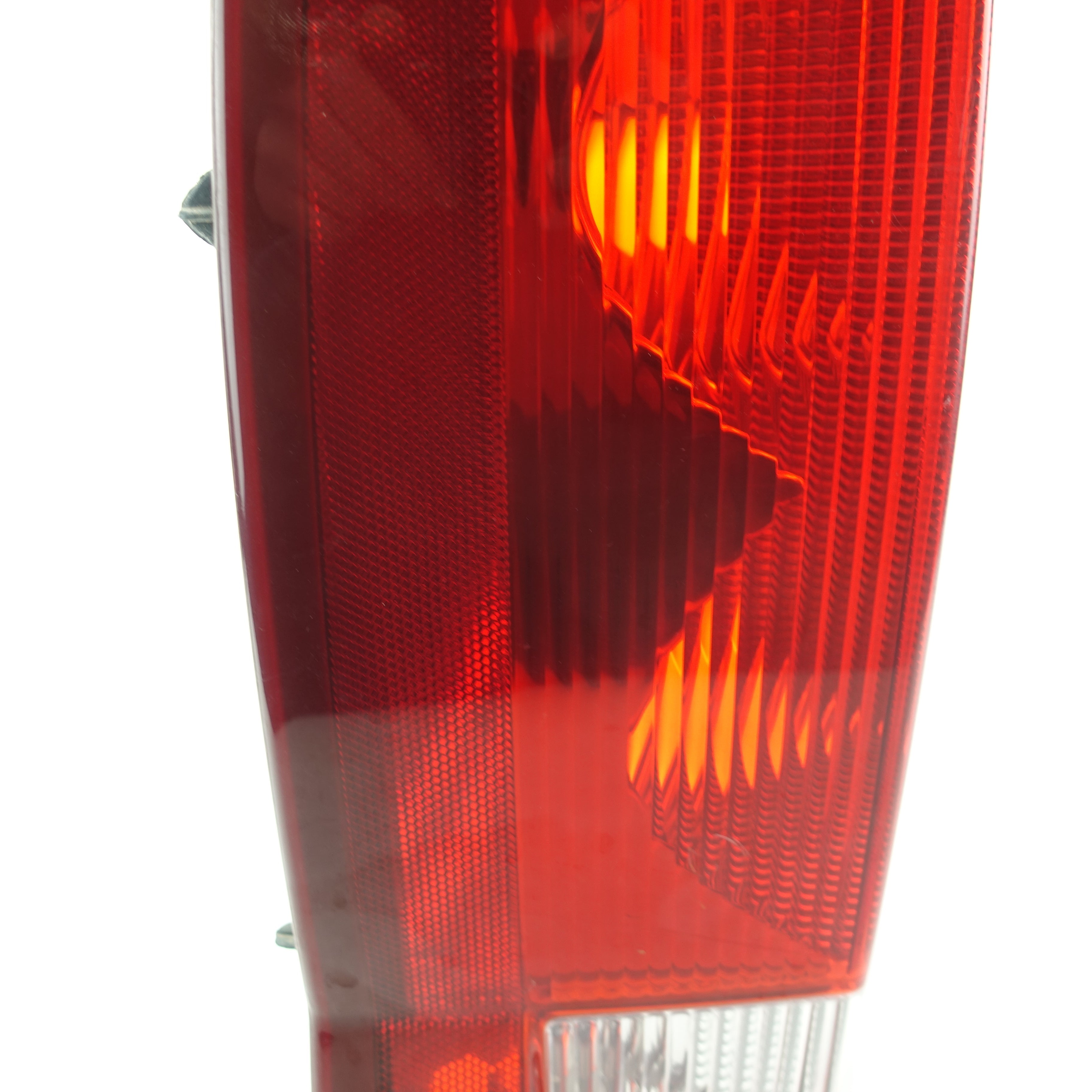 2003 2004 2005 2006 Cadillac Escalade Driver Left Rear Taillight Tail Light Lamp