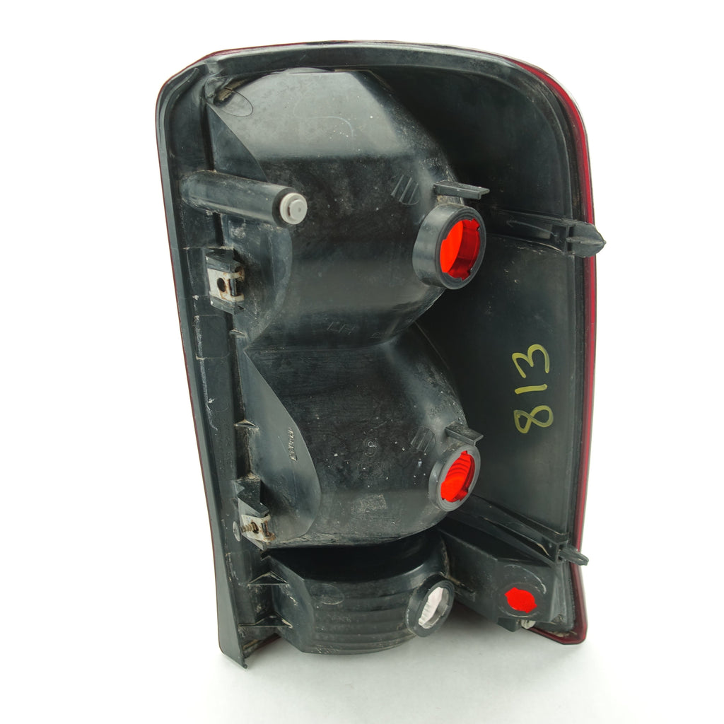 2003 2004 2005 2006 Cadillac Escalade Driver Left Rear Taillight Tail Light Lamp