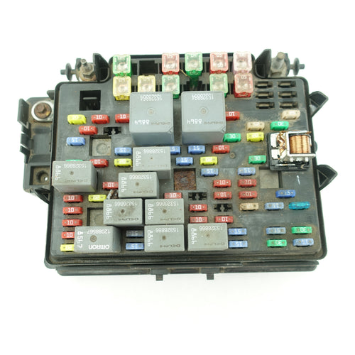 2003 2004 2005 2006 Yukon Suburban Engine Fuse Junction Box