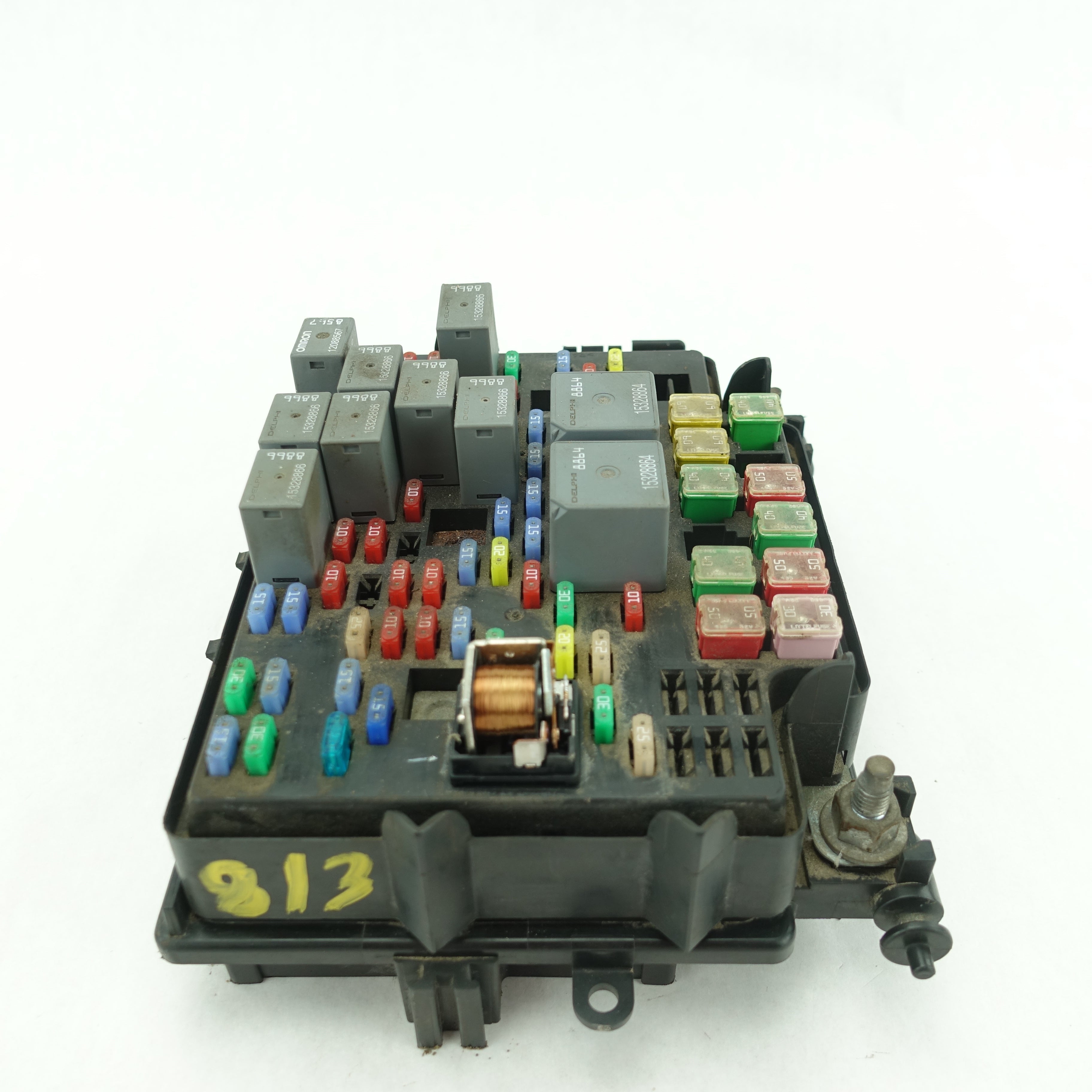 2003 2004 2005 2006 Yukon Suburban Engine Fuse Junction Box