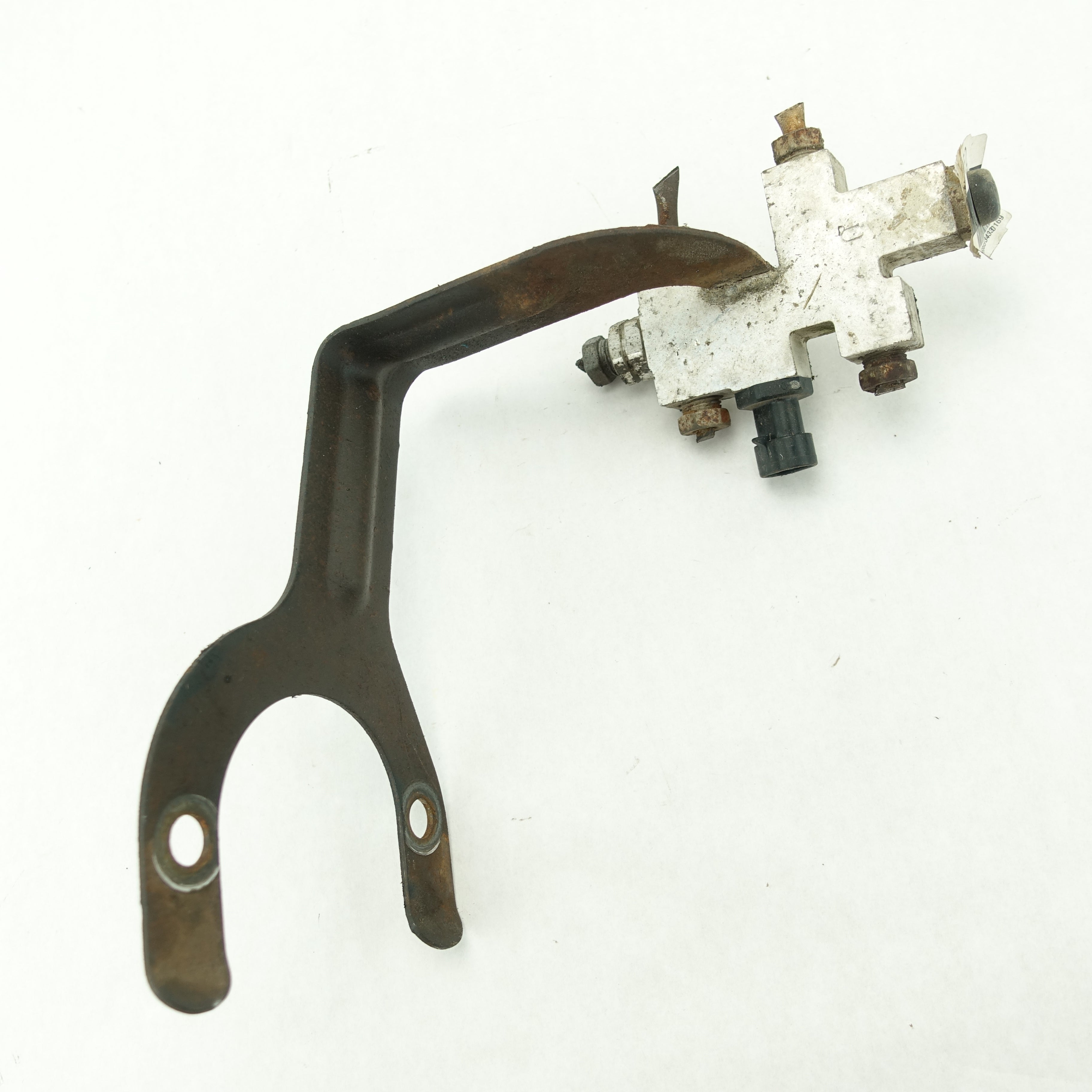 03-06 GM SUV Truck Brake Booster Proportioning Valve OEM Factory Assembly
