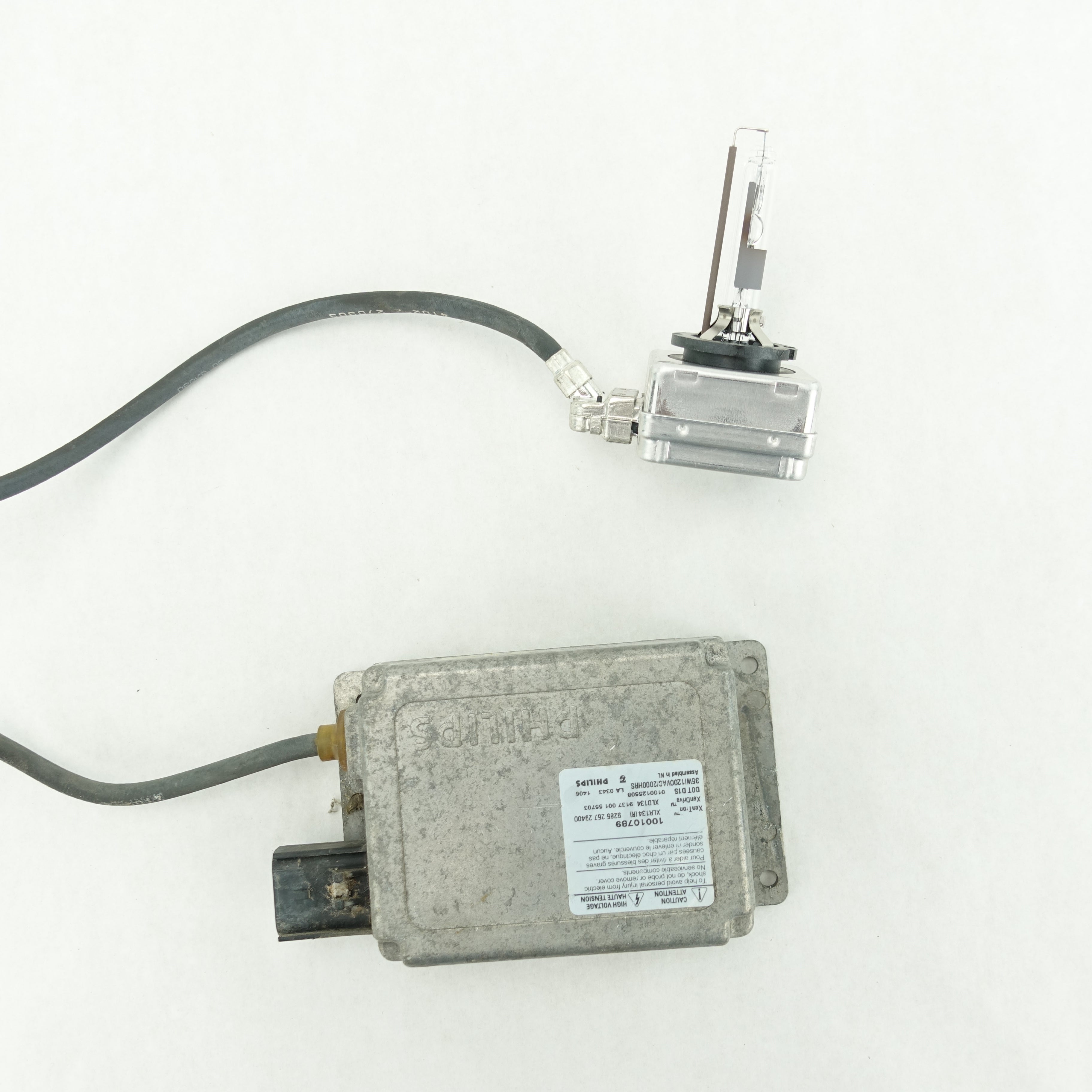 2003 2004 2005 2006 Cadillac Escalade Philips Headlight Ballast Xenon Module OEM