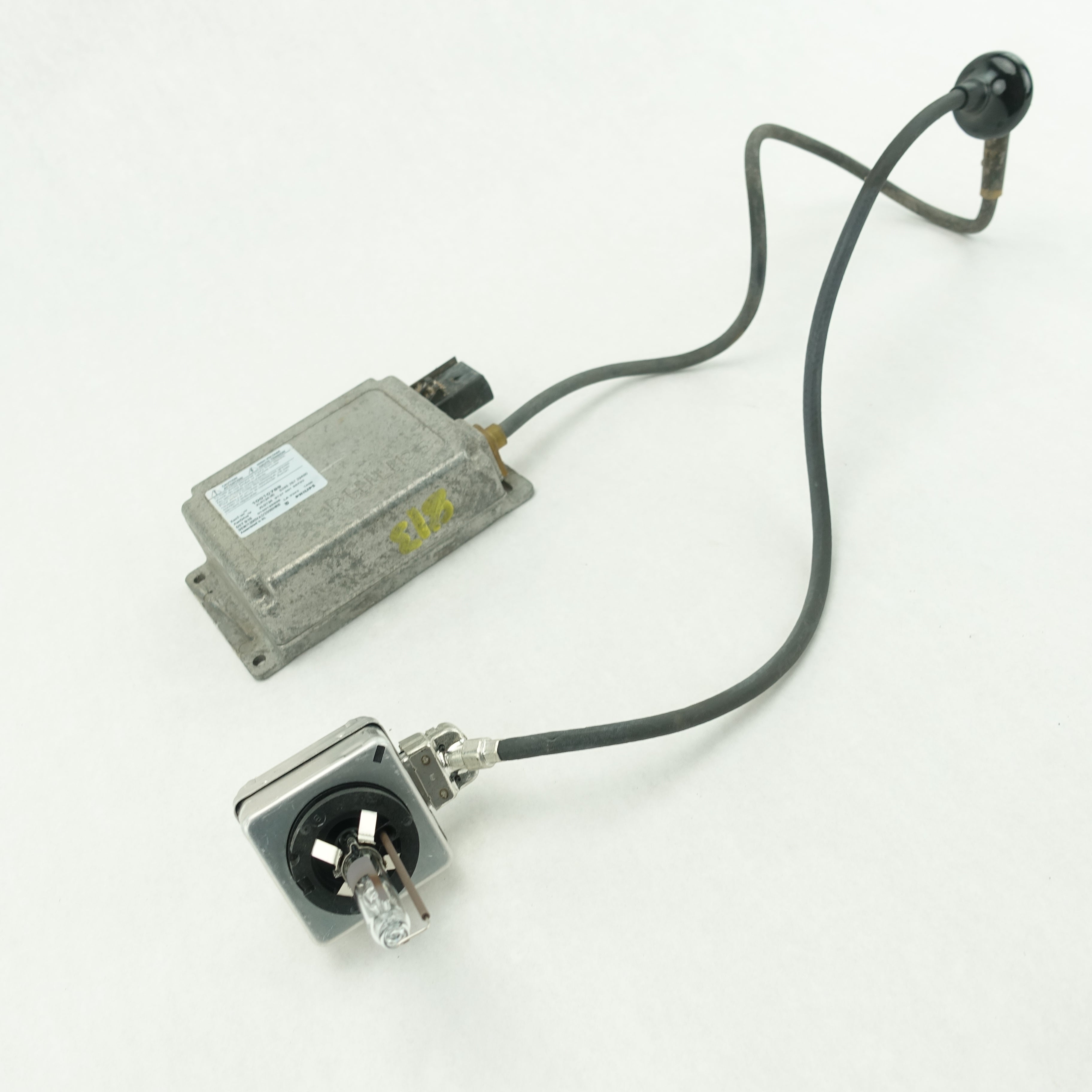 2003 2004 2005 2006 Cadillac Escalade Philips Headlight Ballast Xenon Module OEM