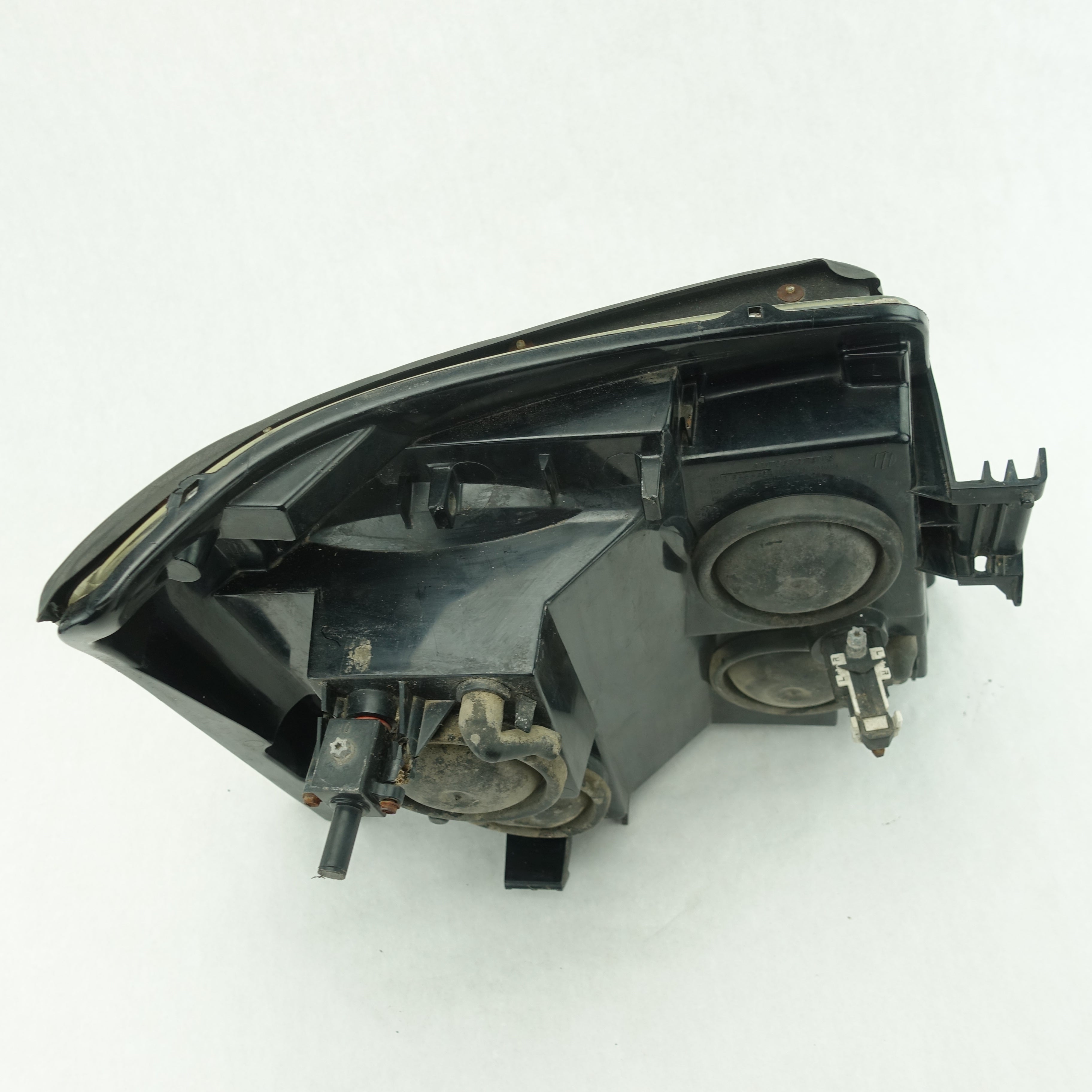 2003 2004 Cadillac Escalade Headlight Head Light Lamp HID Driver Left (Foggy)