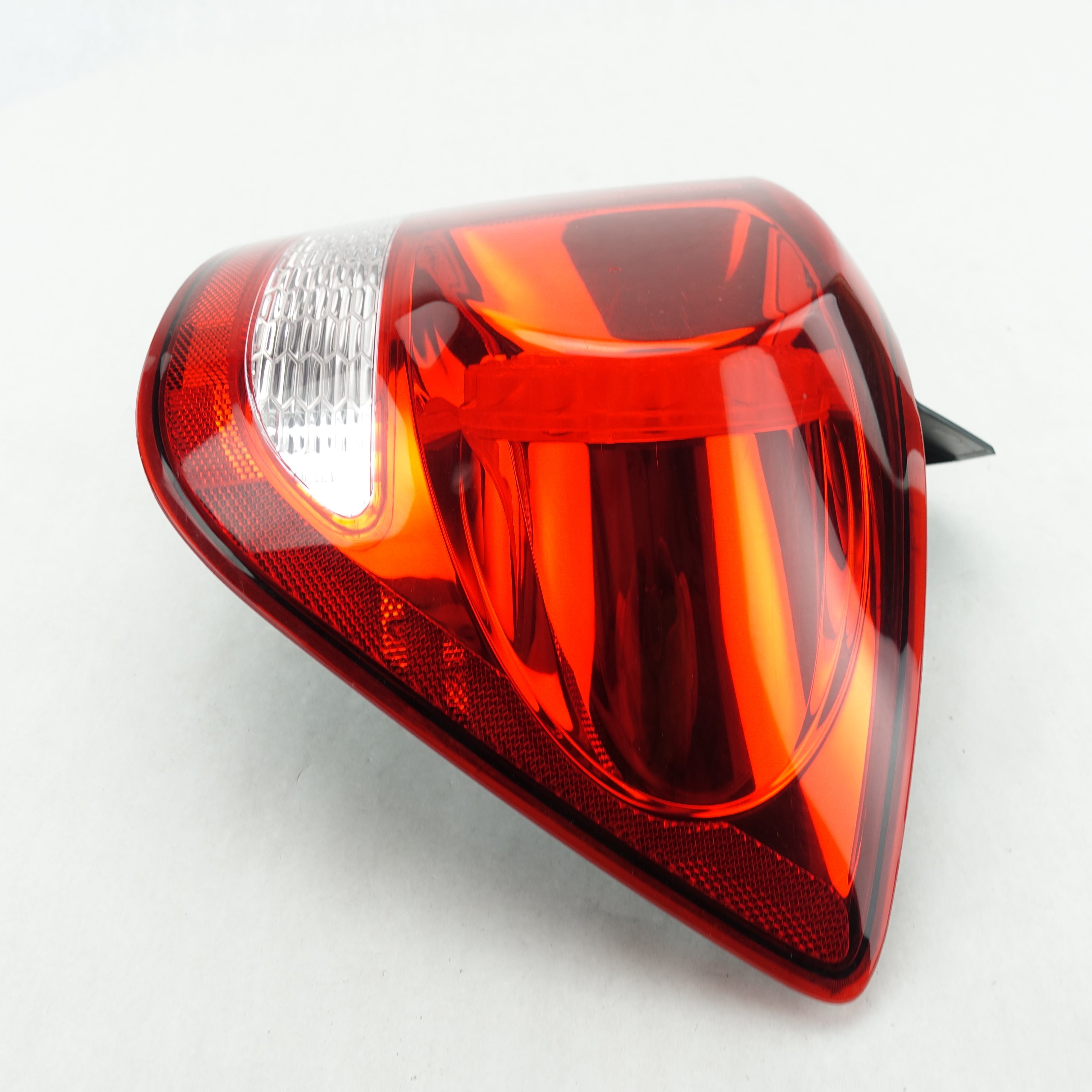2011 2012 2013 2014 2015 Dodge Journey Passenger Right Taillight Tail Light Lamp