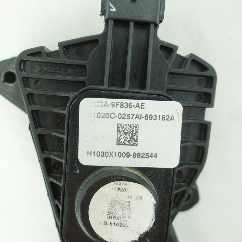 2011 2012 2013 2014 2015 2016 Ford F250 F350 Fuel Gas Accelerator Pedal Peddle