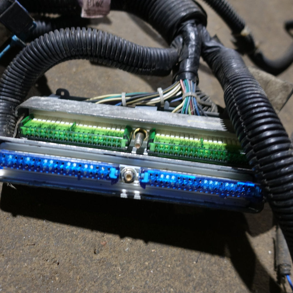 2004 Silverado Sierra 2500 3500 Engine Wiring Harness Main Loom 8.1L