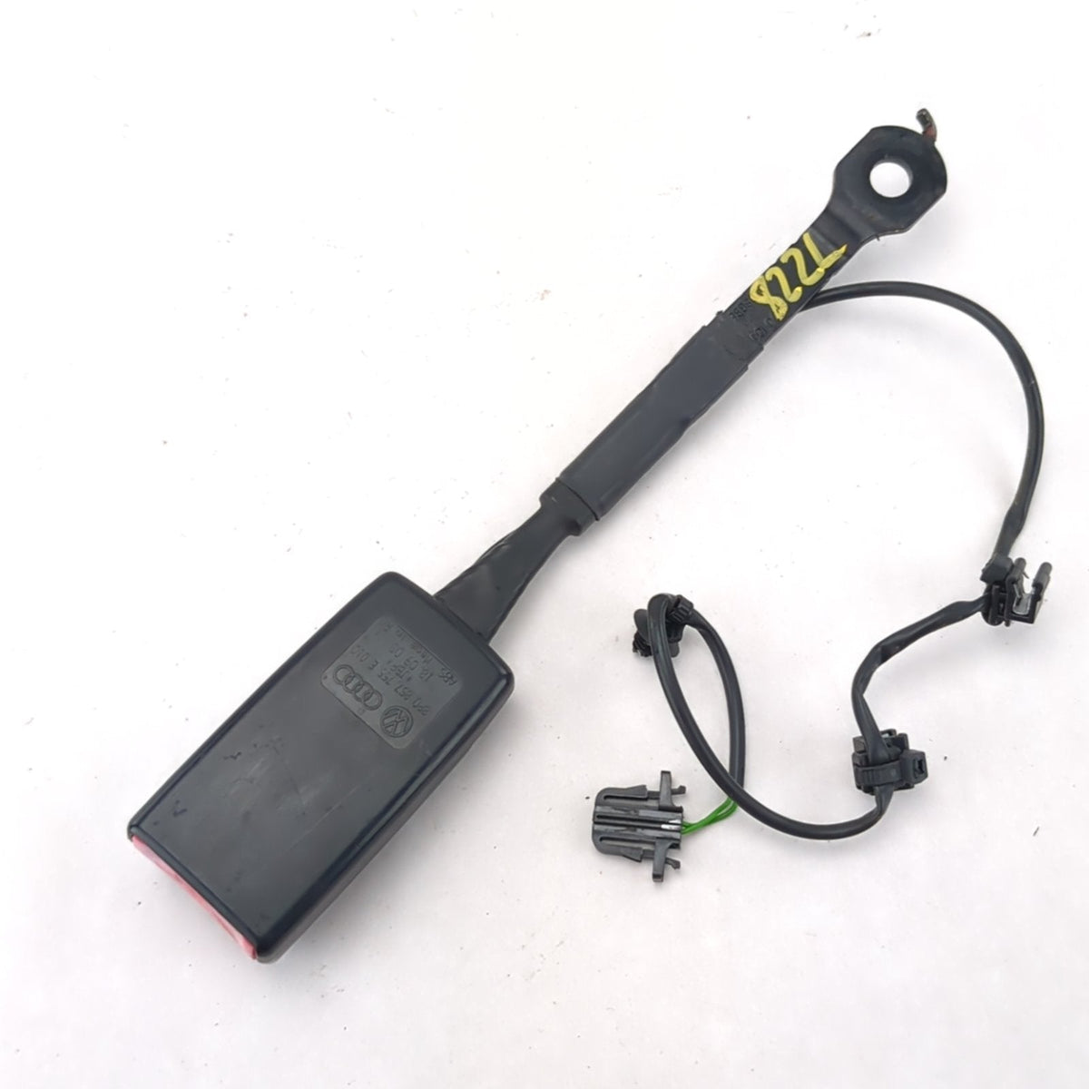 2009 2010 2011 2012 Audi Q5 Seat Belt Buckle Driver Left Front