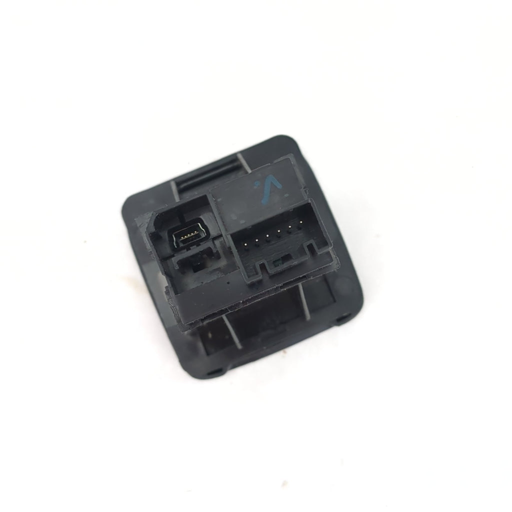2014 2015 2016 2017 Silverado Sierra 3 USB Data Hub Charging Receptacle Port