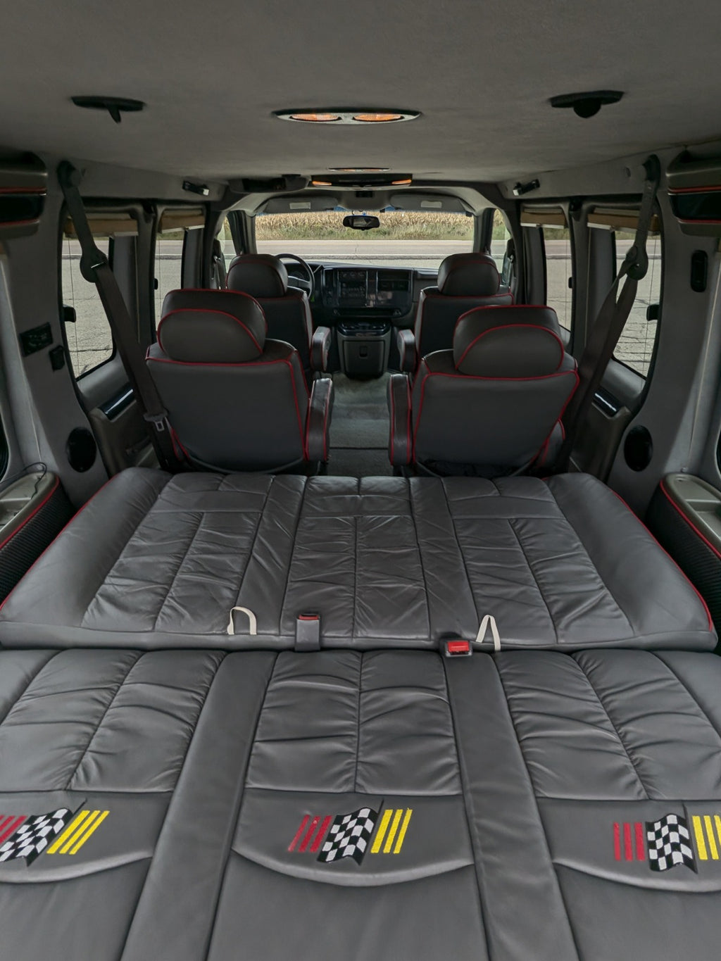 2003 CHEVROLET EXPRESS WALDOCH