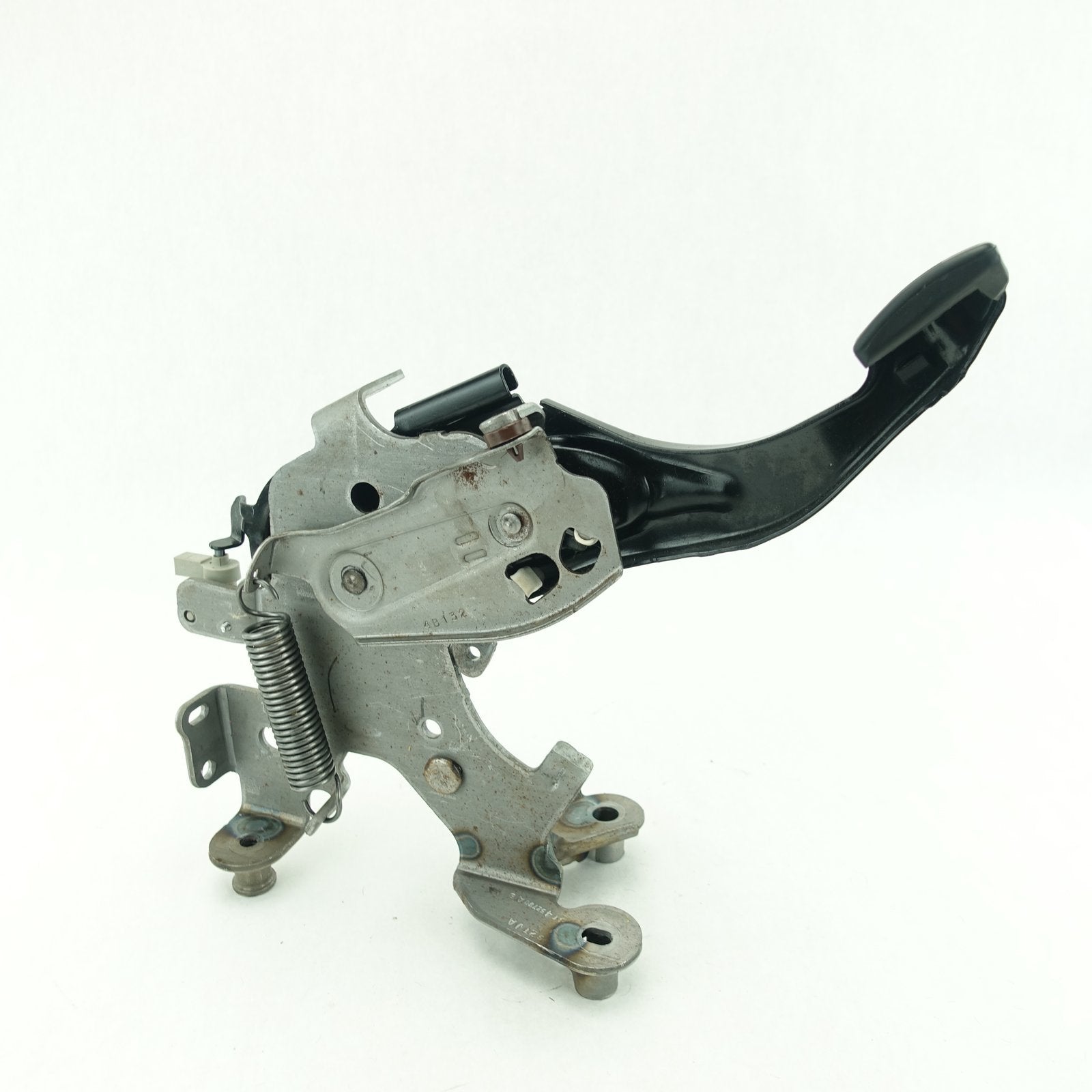 2012 2013 2014 Ford Edge Emergency Parking Brake Pedal Assembly Mount Bracket