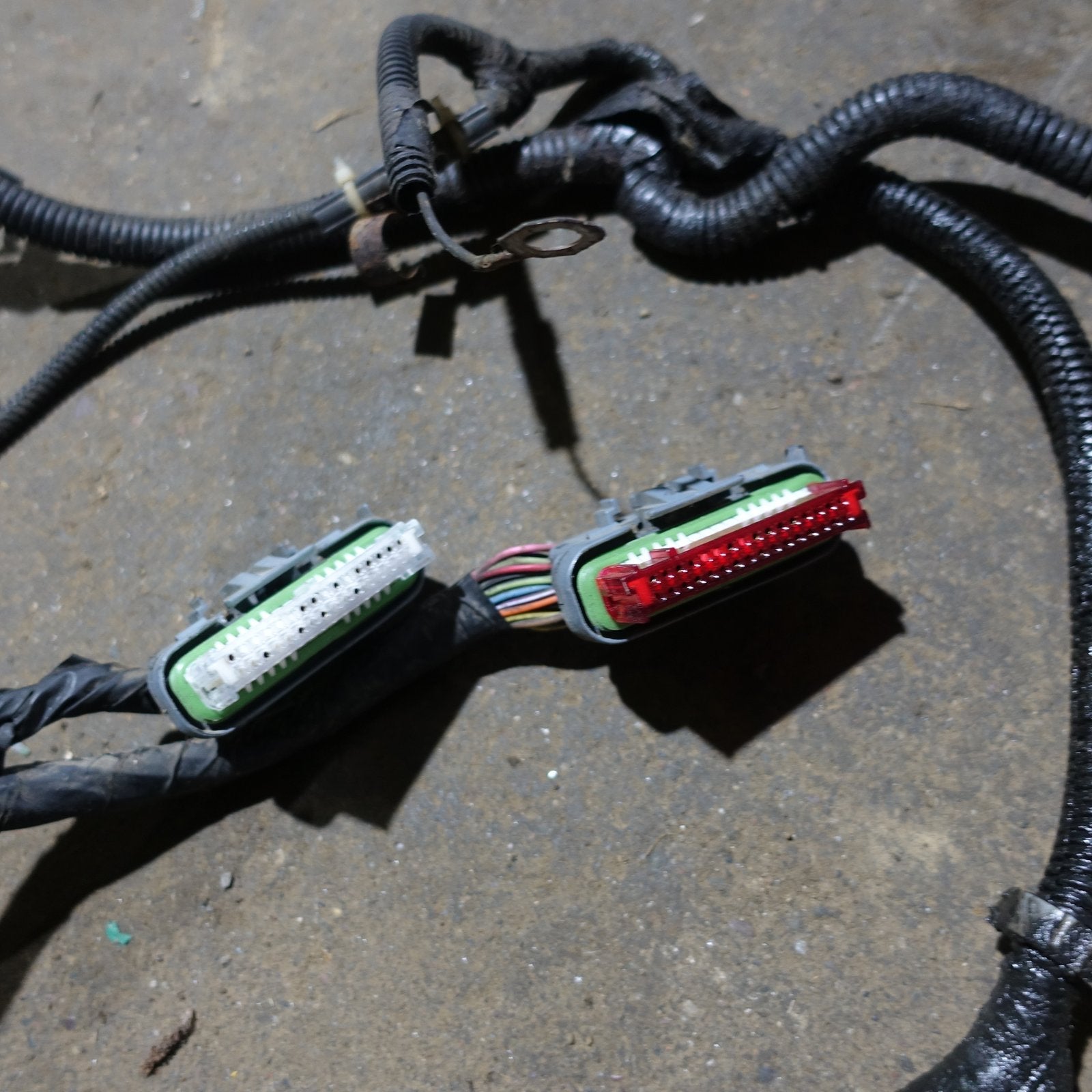 2004 Silverado Sierra 2500 3500 Engine Wiring Harness Main Loom 8.1L