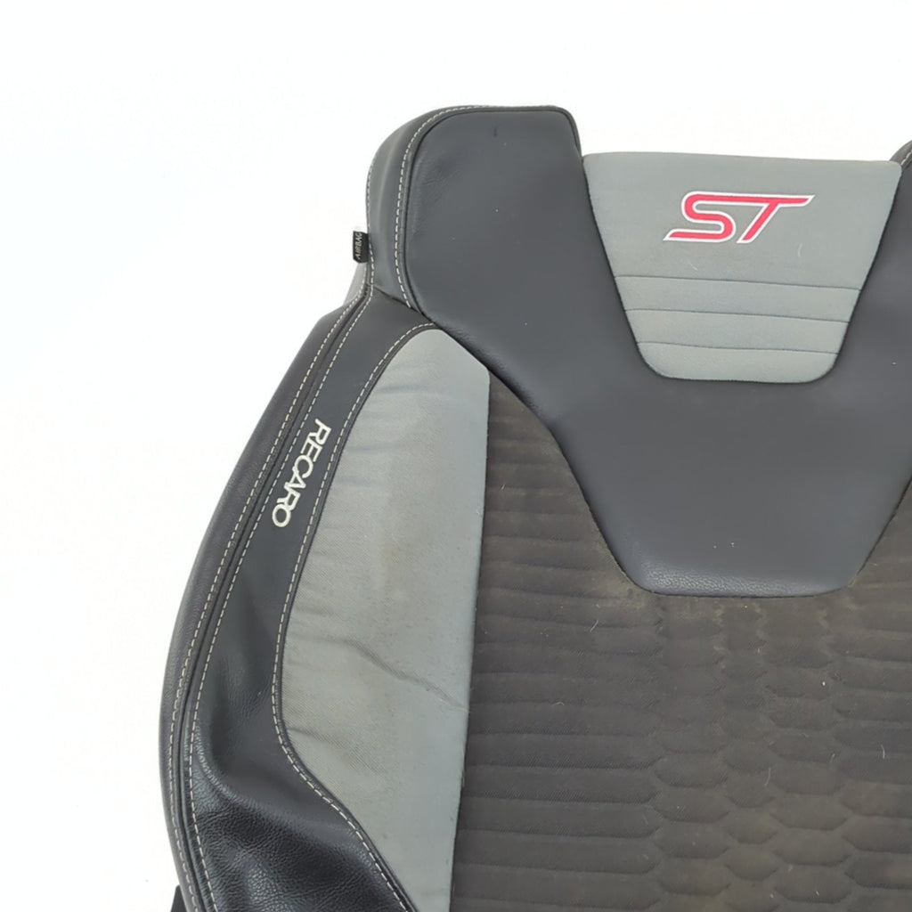 2016 2017 2018 Ford Focus ST Recaro Right Passenger Front Seat Upper Cover Skin