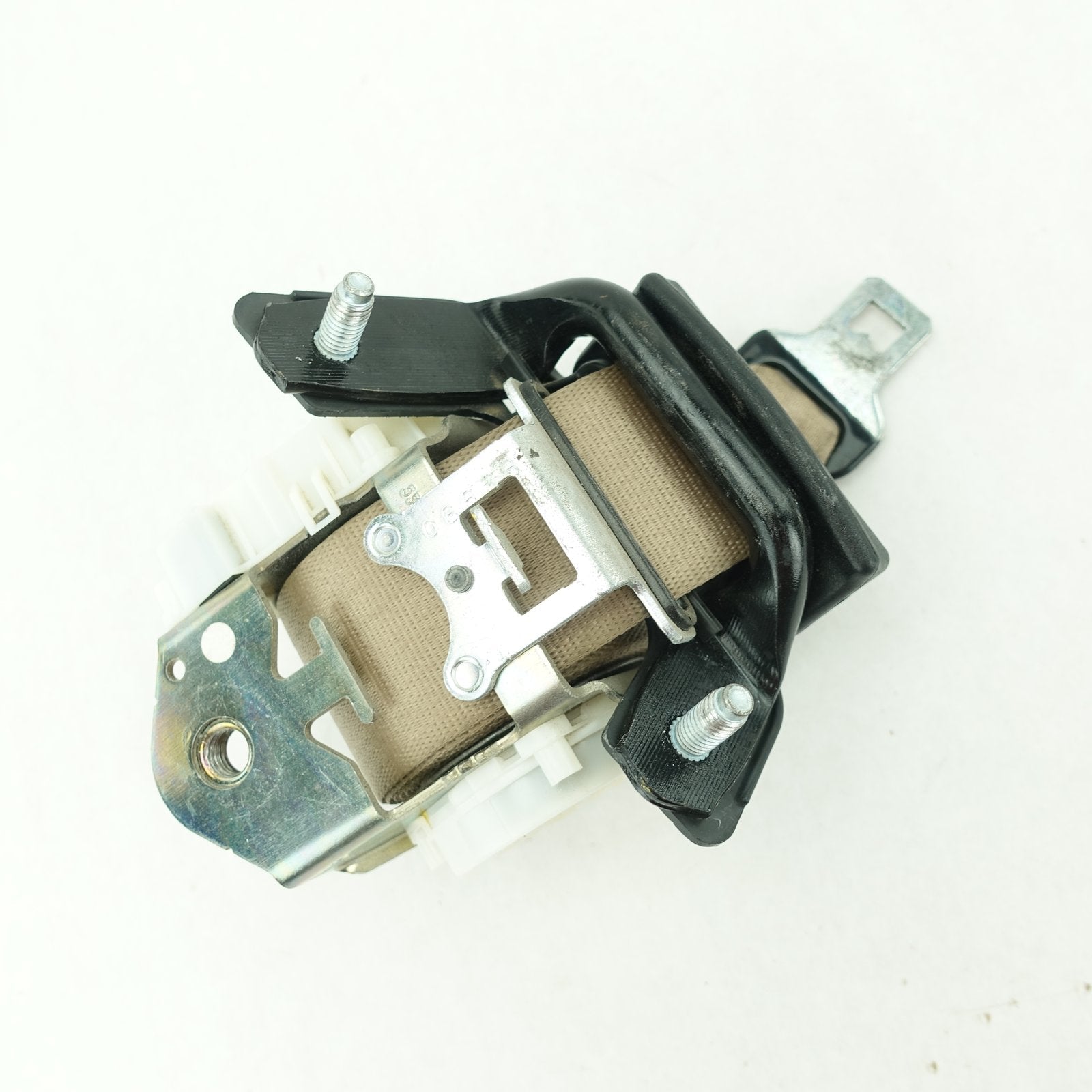 2008 2009 2010 2011 2012 2013 2014 2015 Ford F250 F350 Rear Center Seat Belt Tan