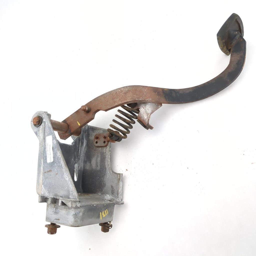2000 2001 2002 2003 Ford F250 F350 F450 Clutch Pedal Assembly