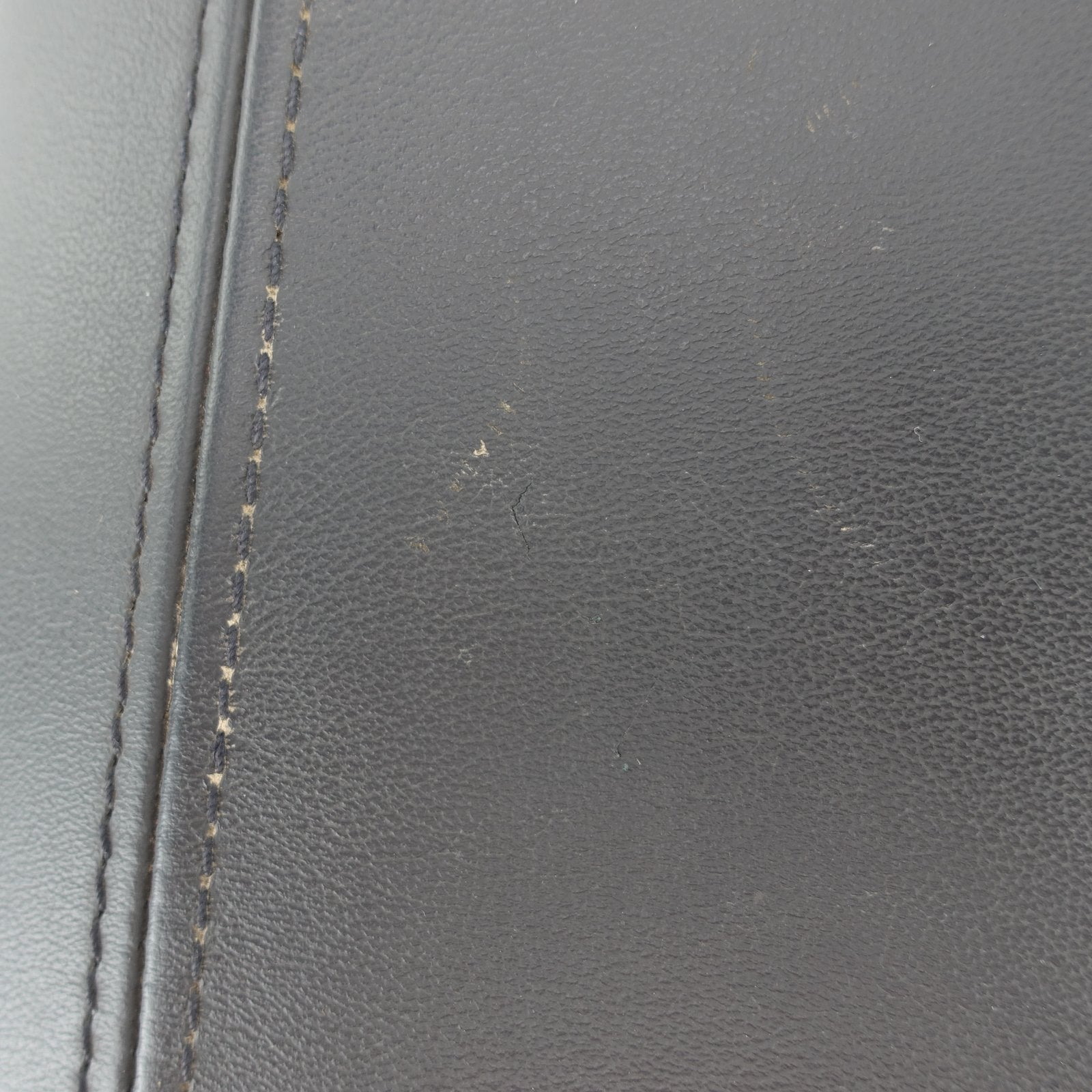 2012 2013 2014 2015 2016 Ford F250 F350 Center Console Armrest Lid Cover Black
